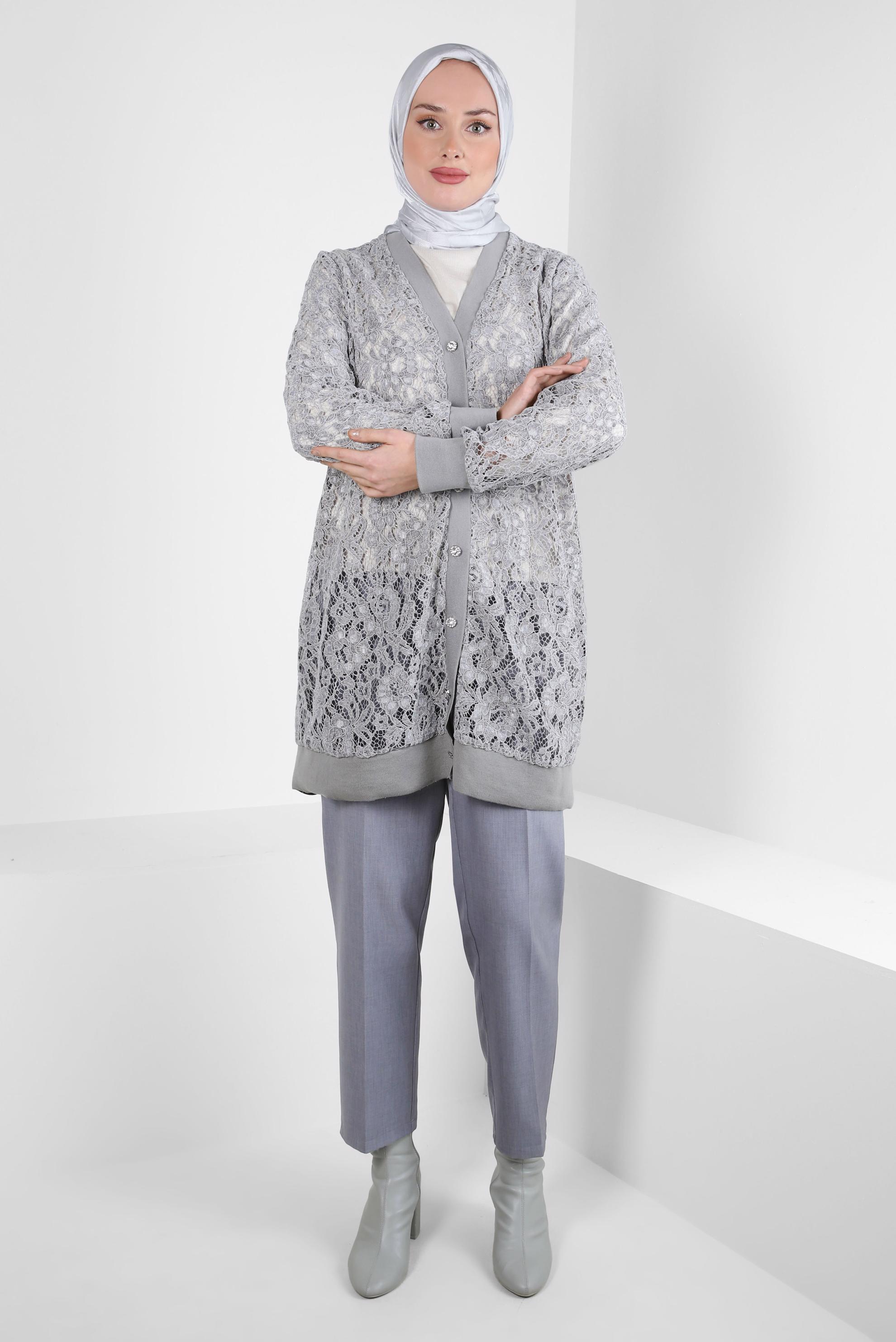 Tesettür giyim GRİ GÜPÜR İŞLEMELİ HIRKA 44308