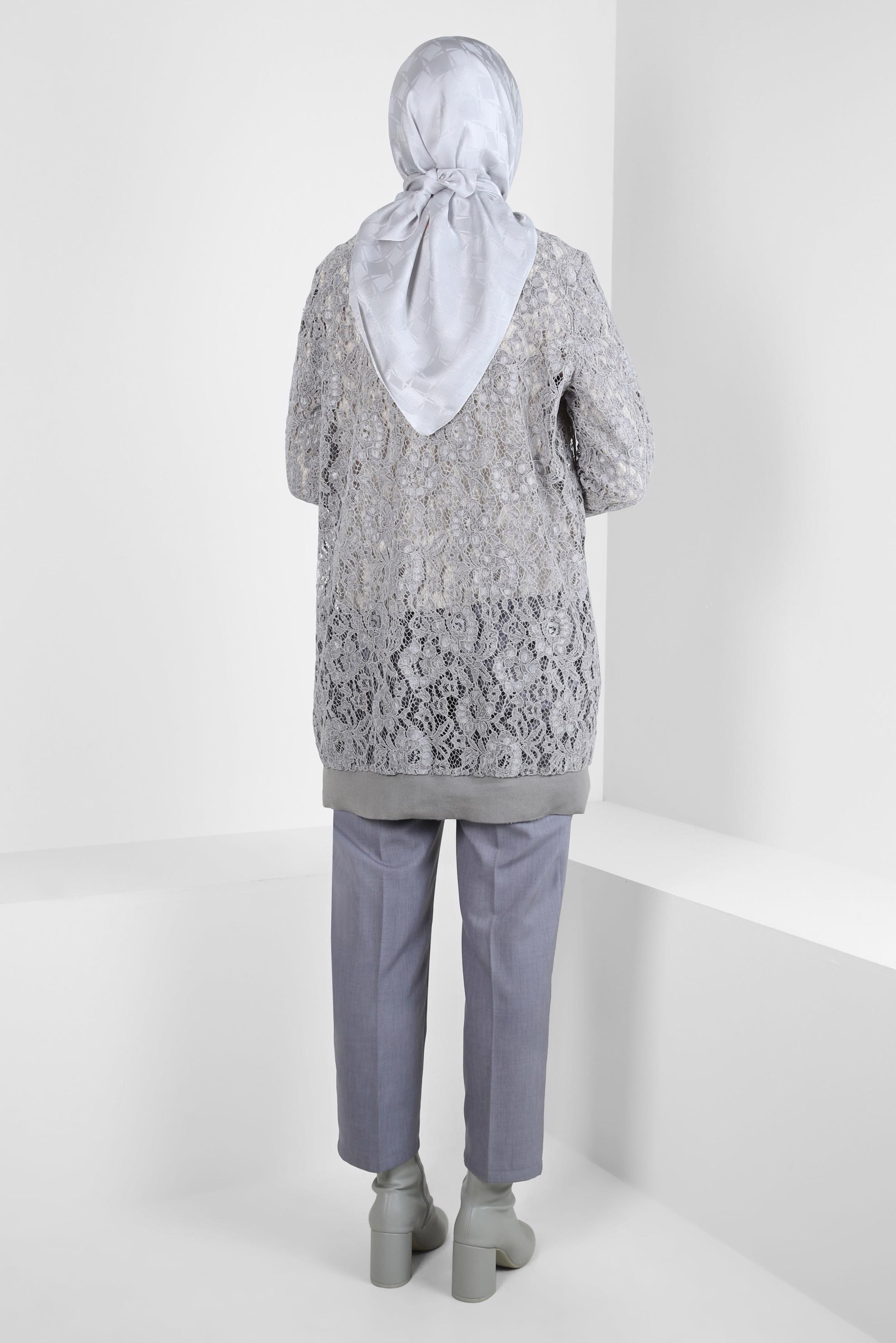 Tesettür giyim GRİ GÜPÜR İŞLEMELİ HIRKA 44308