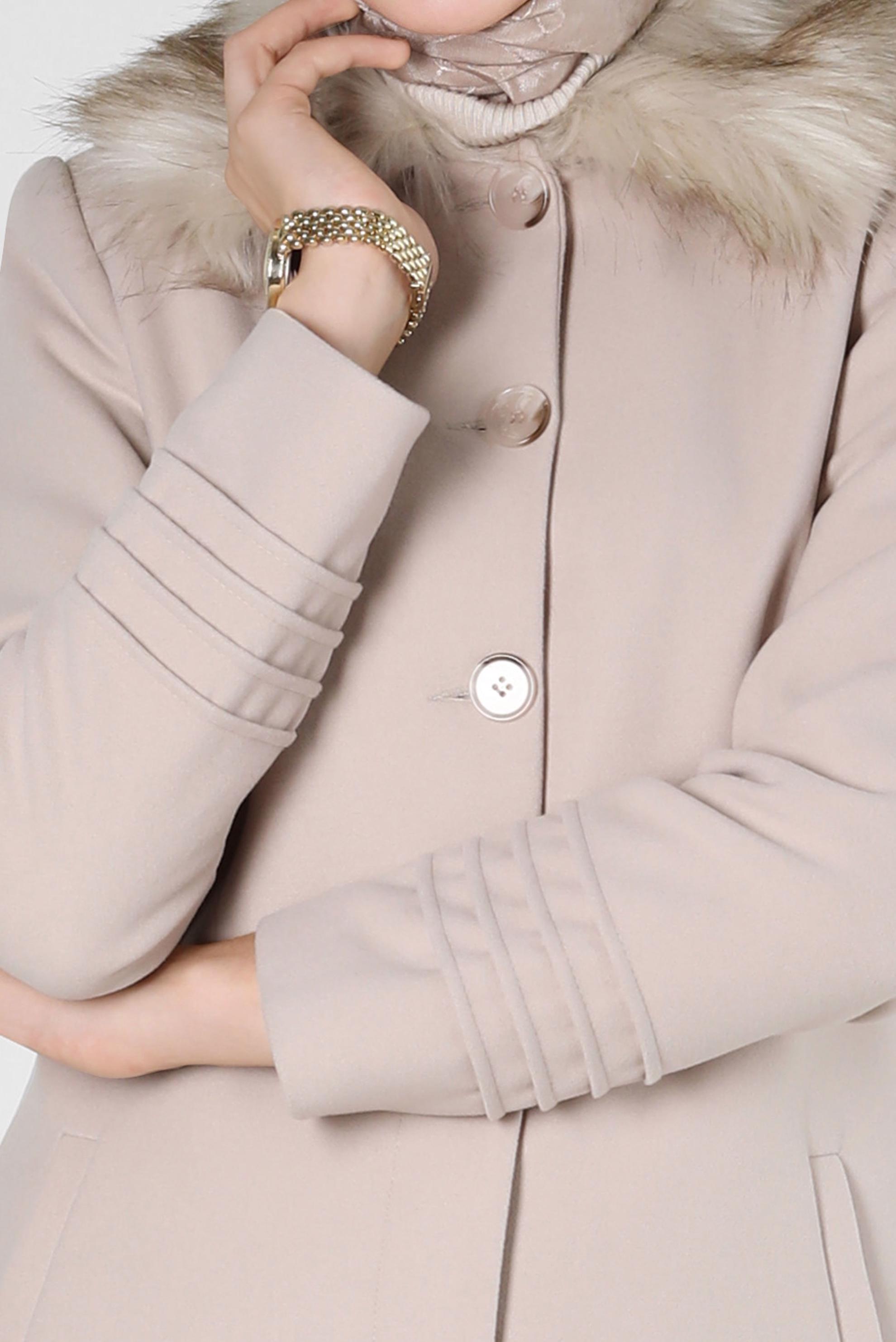 Tesettür giyim EKRU KÜRK DETAYLI KABAN 90403