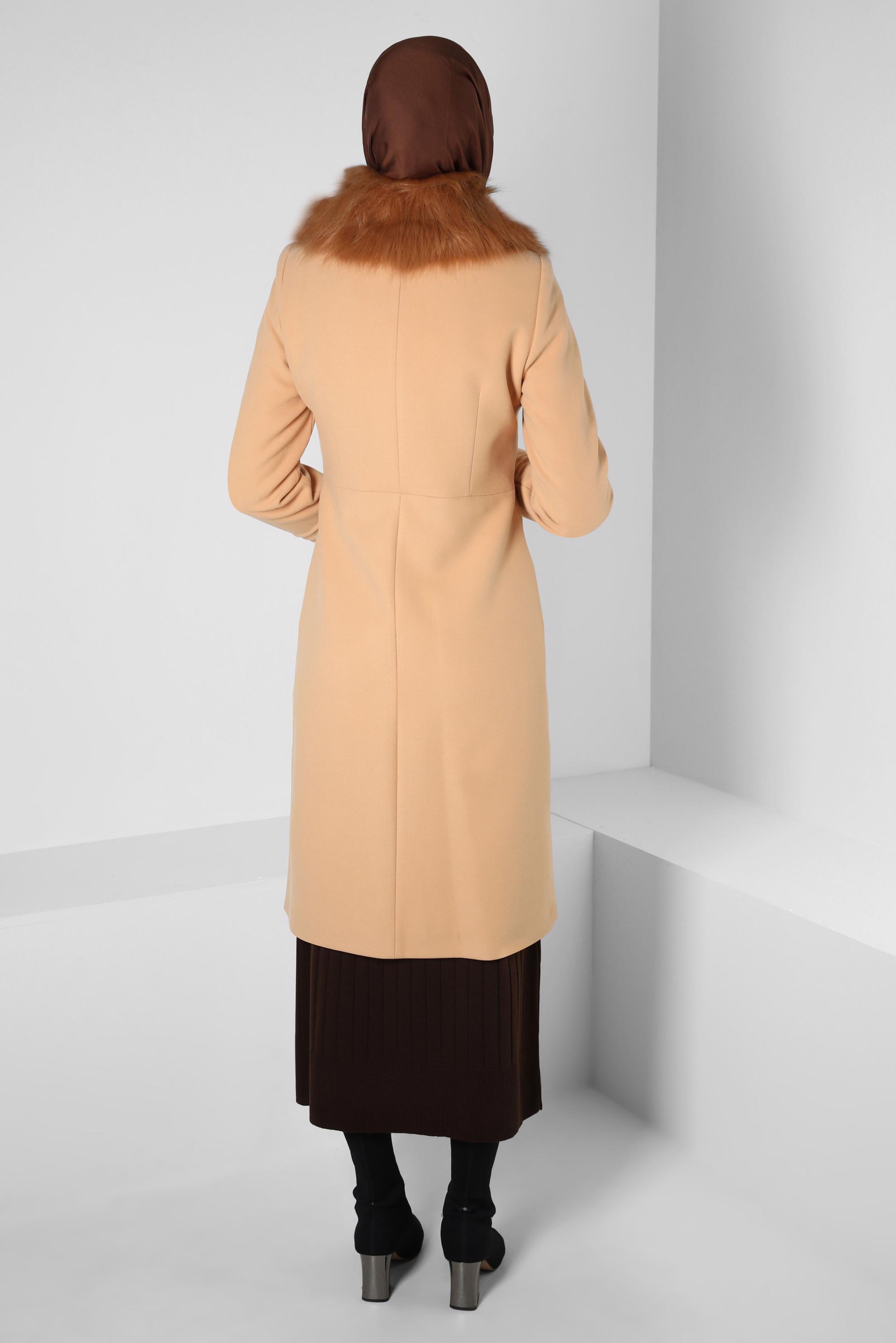 Tesettür giyim KAHVE KÜRK DETAYLI KABAN 90403