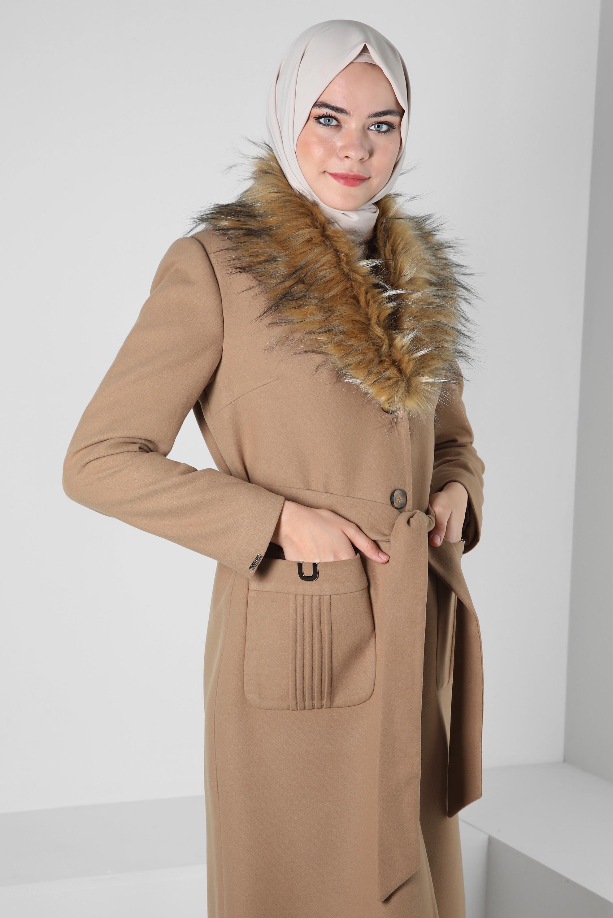 Tesettür giyim TABA KÜRK DETAYLI KABAN 90405