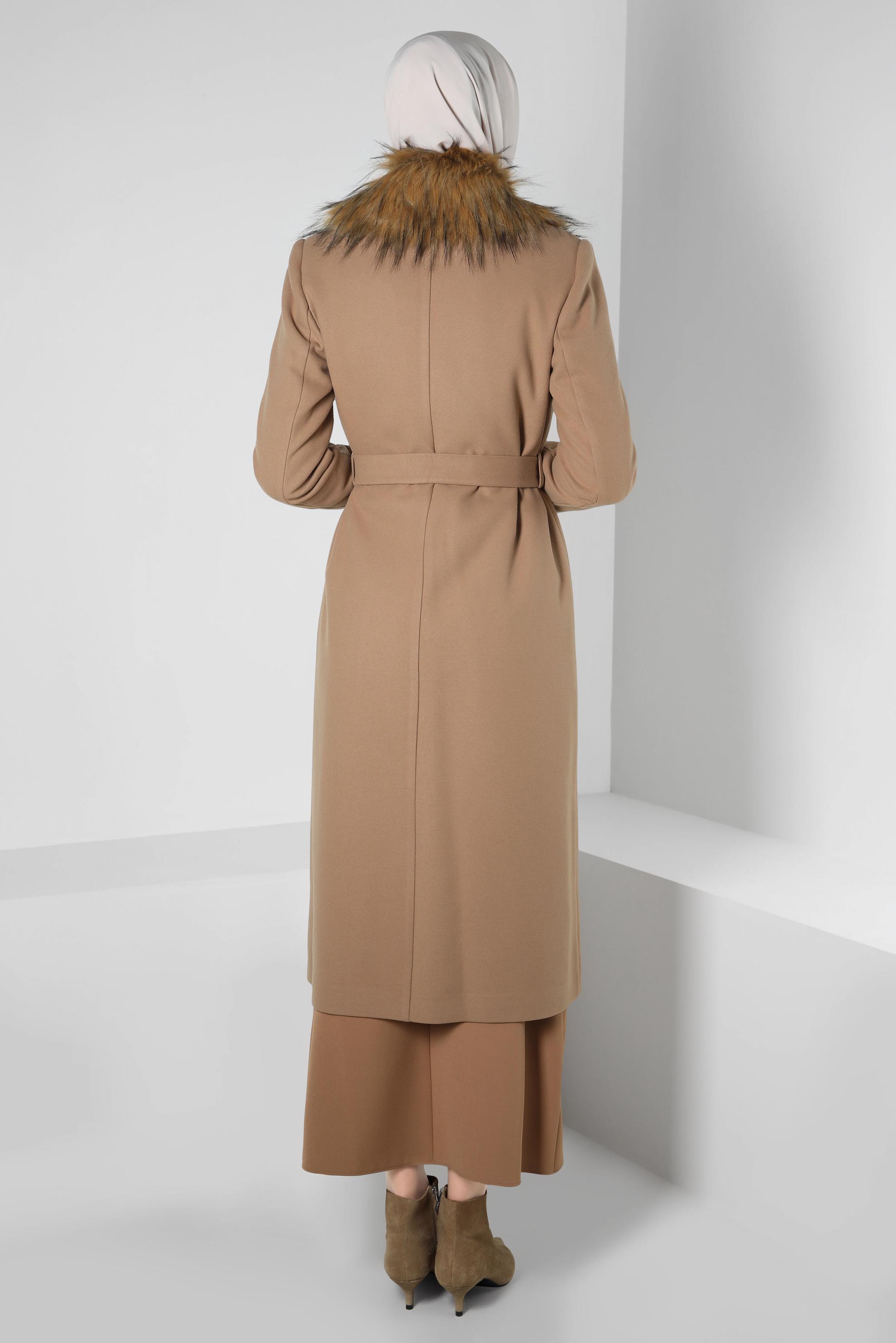 Tesettür giyim TABA KÜRK DETAYLI KABAN 90405