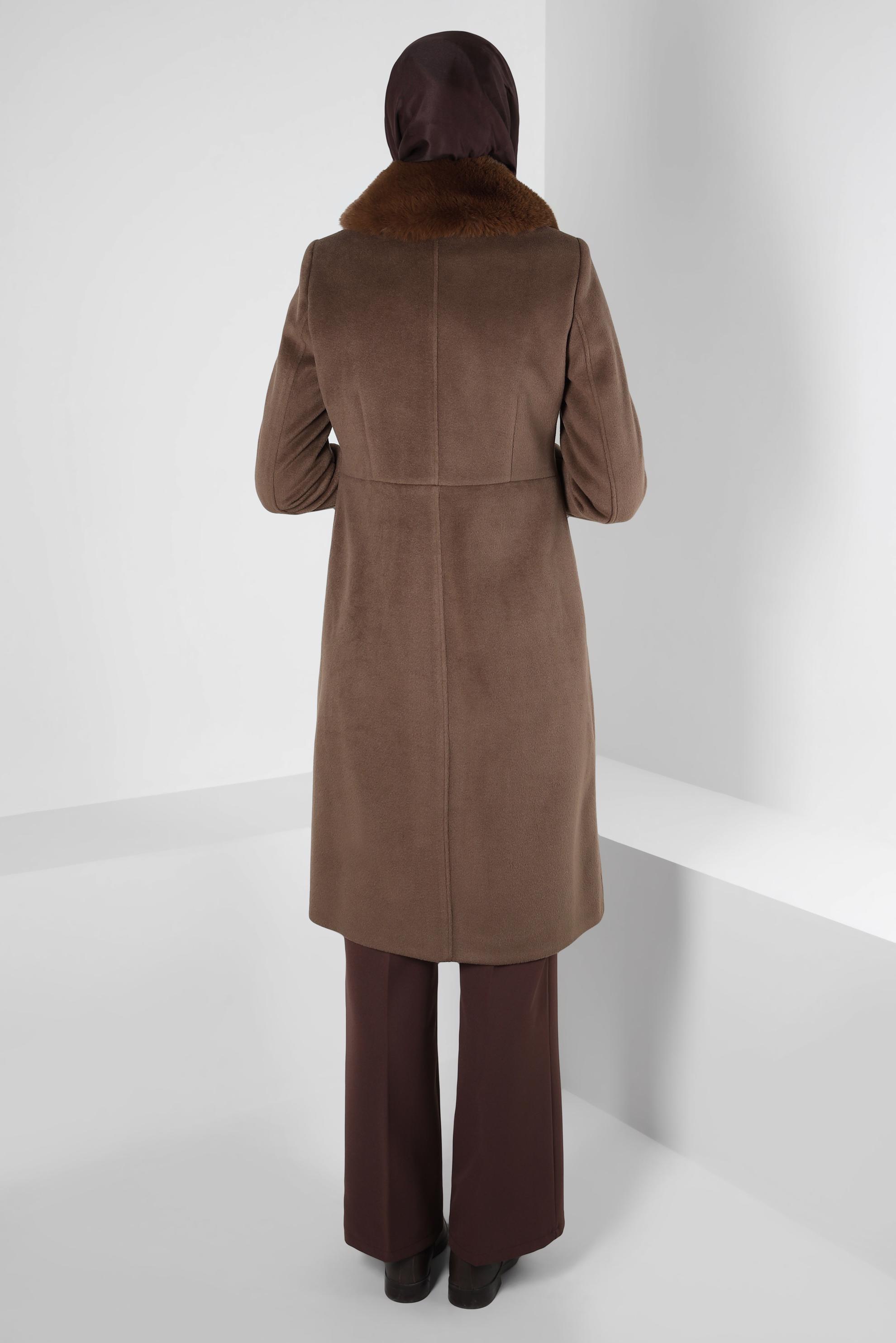 Tesettür giyim KAHVE KÜRK DETAYLI KABAN 90410