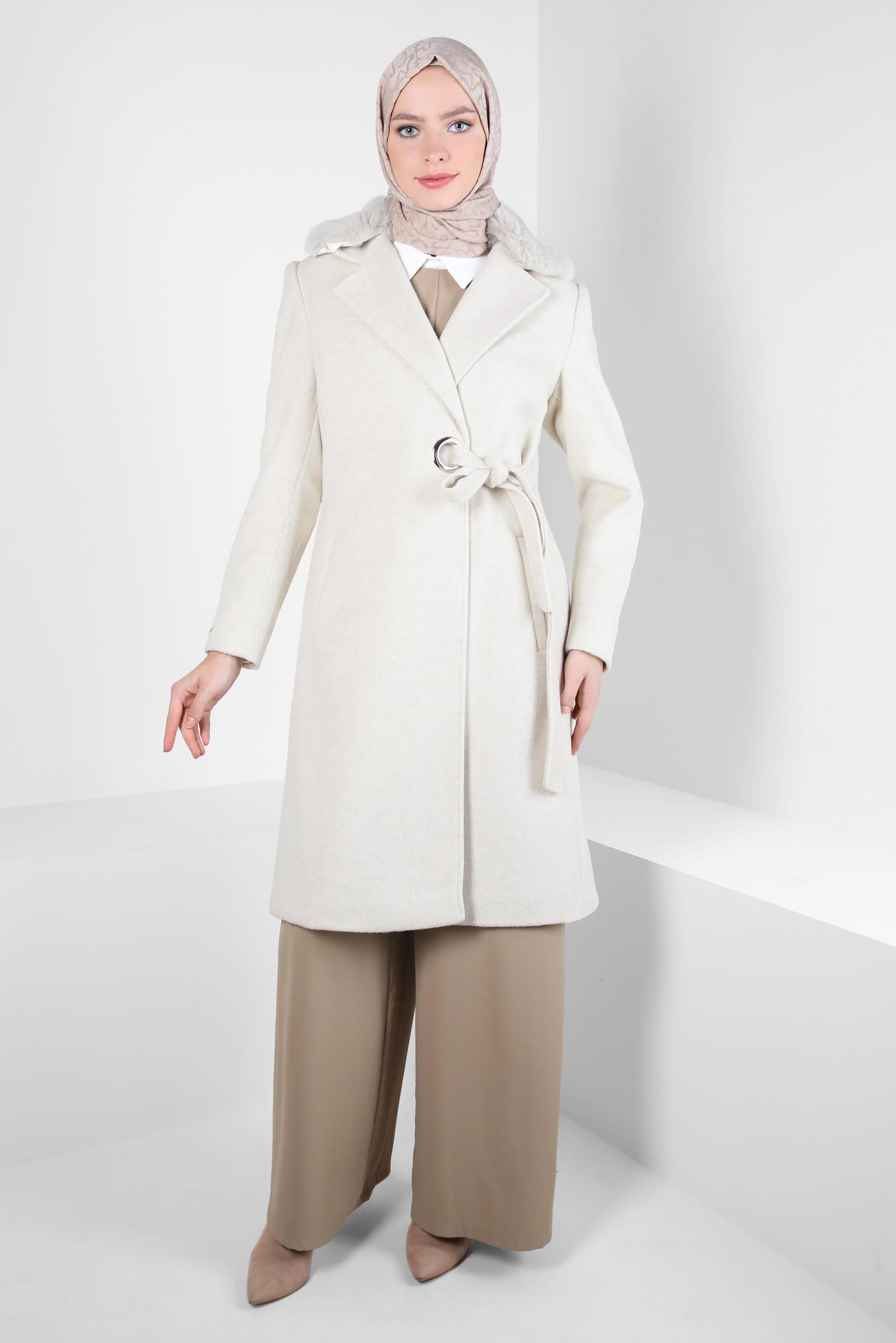 Tesettür giyim EKRU KUŞAKLI KABAN 90411