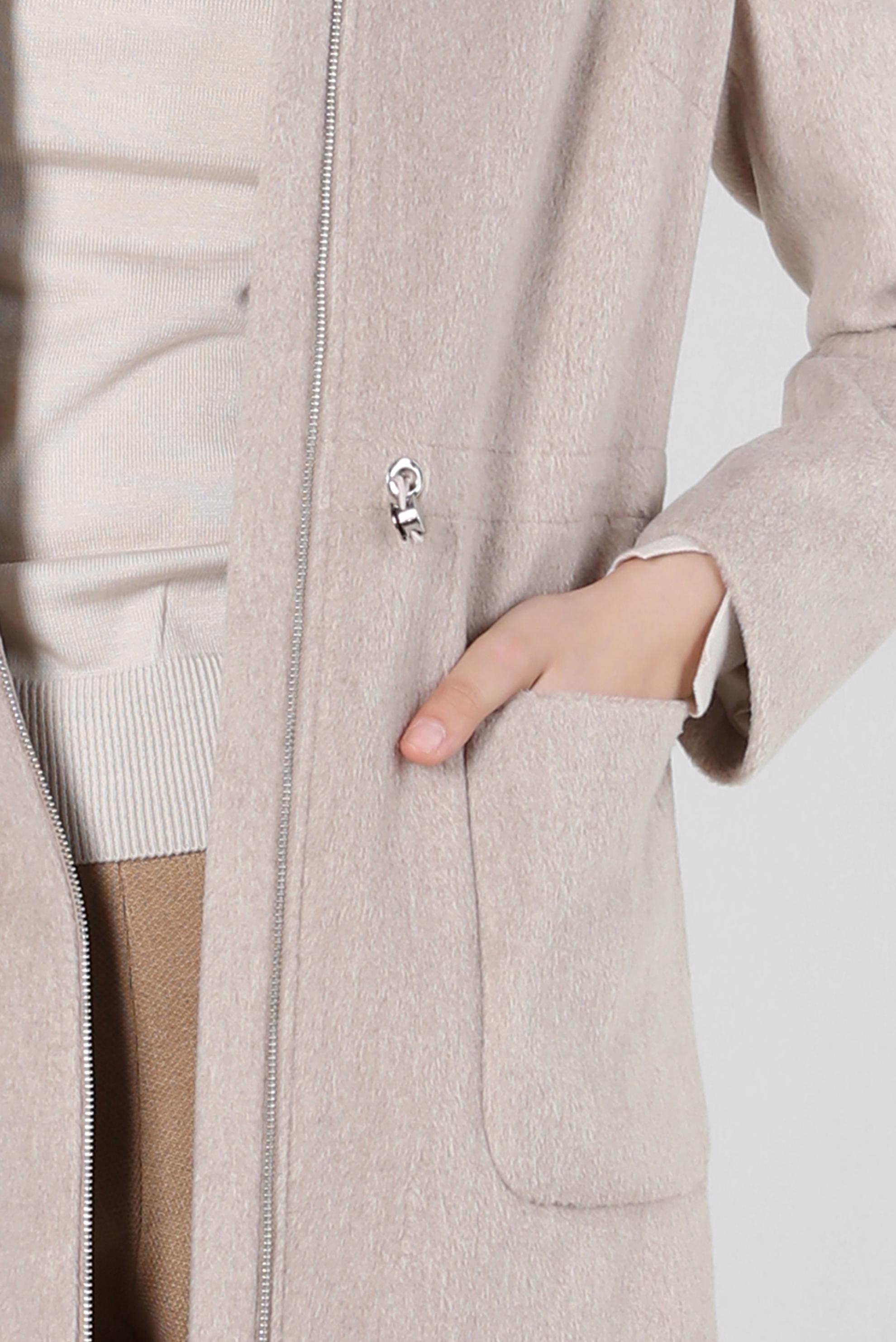 Tesettür giyim BEJ KAPÜŞONU KÜRKLÜ KABAN 90412