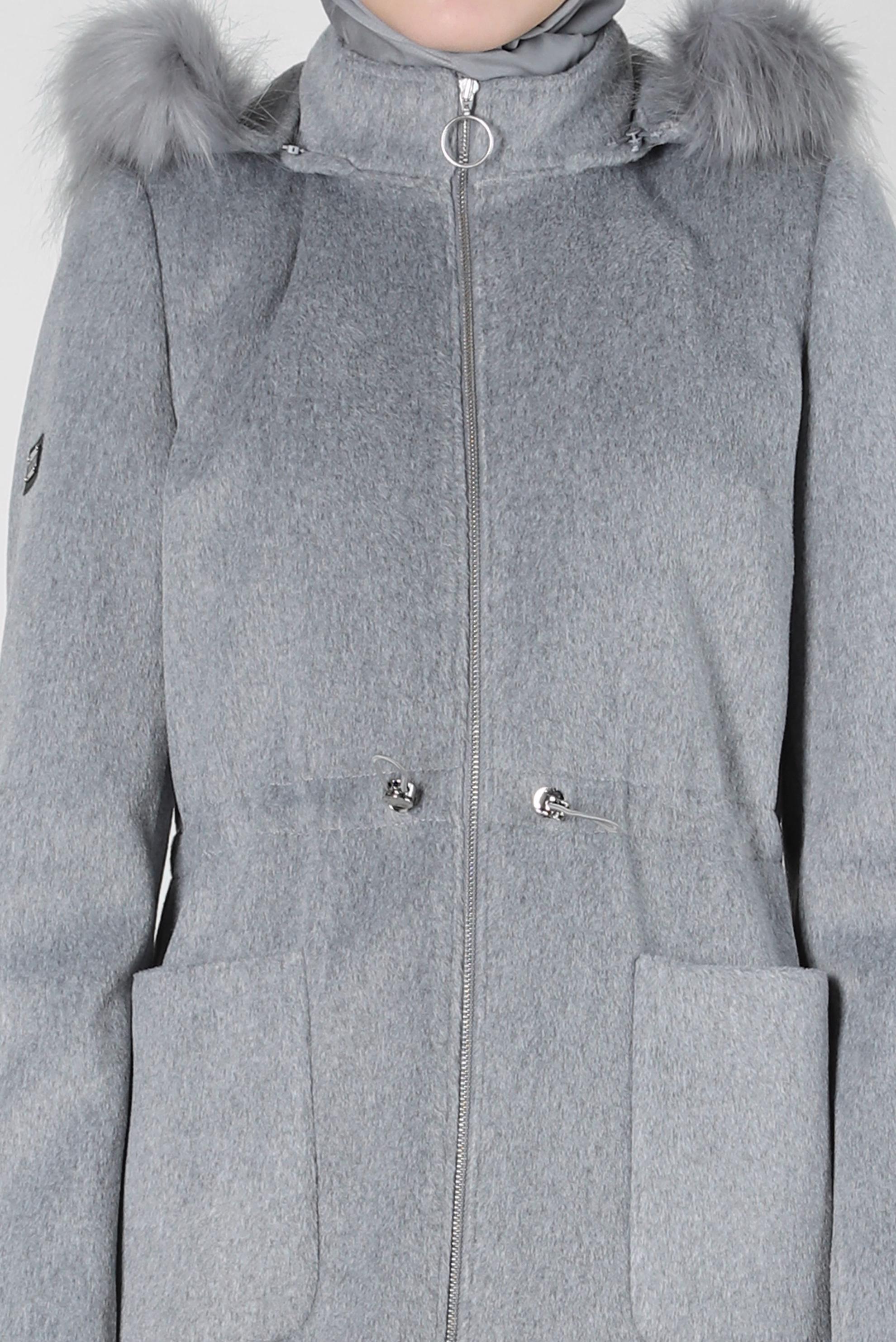 Tesettür giyim GRİ KAPÜŞONU KÜRKLÜ KABAN 90412