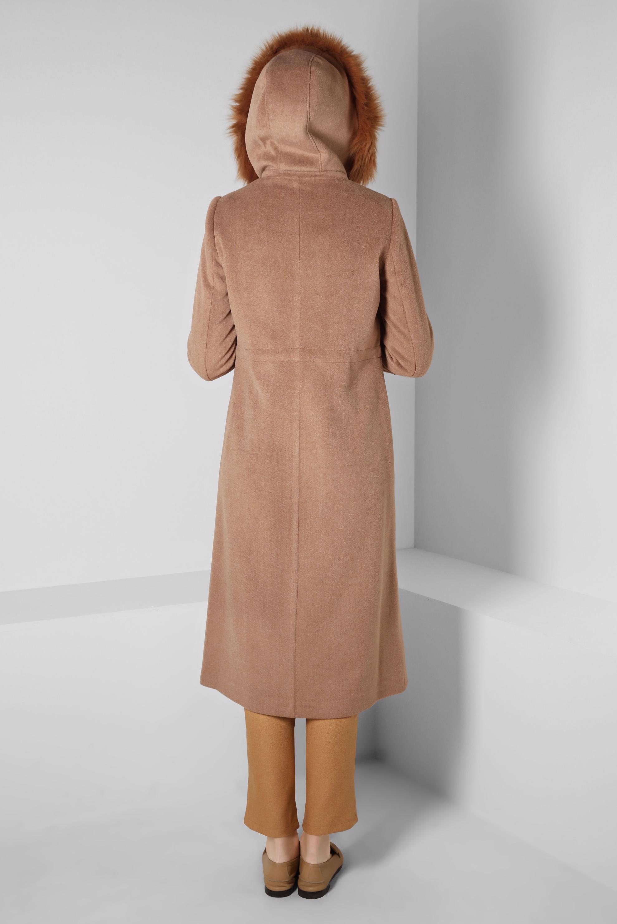 Tesettür giyim KAHVE KAPÜŞONU KÜRKLÜ KABAN 90412