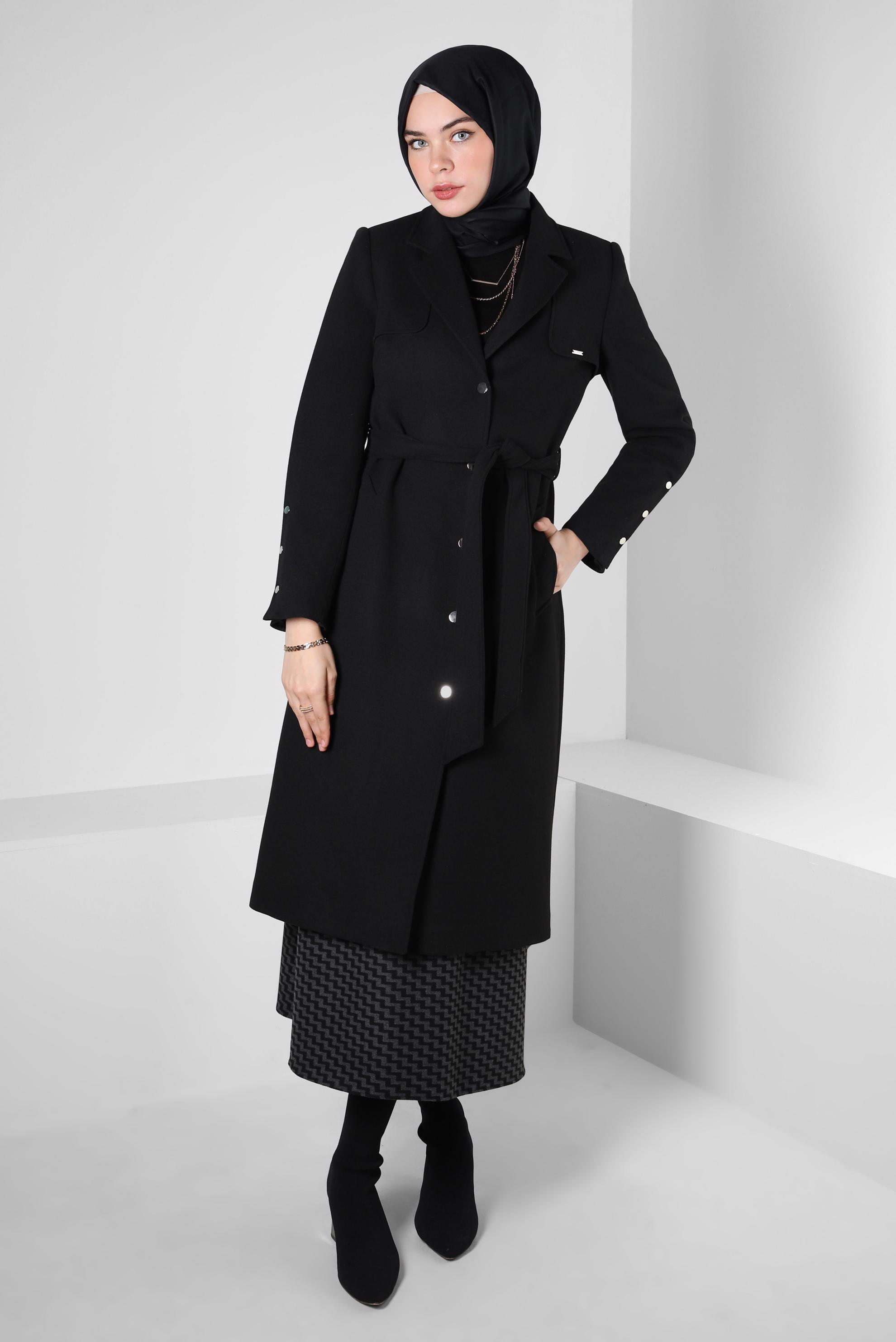 Tesettür giyim SİYAH KUŞAKLI KABAN 90413