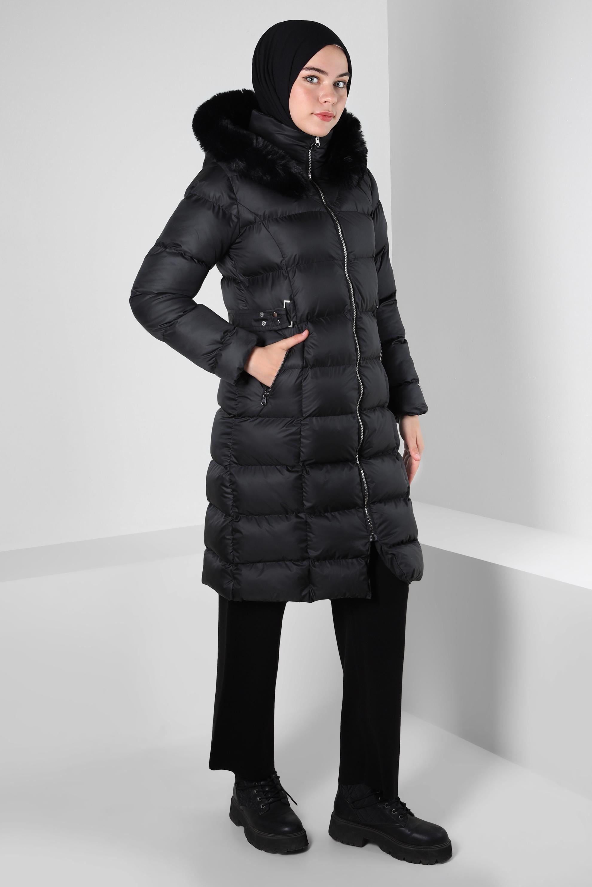 Tesettür giyim SİYAH KAPÜŞONLU ŞİŞME KABAN 90421