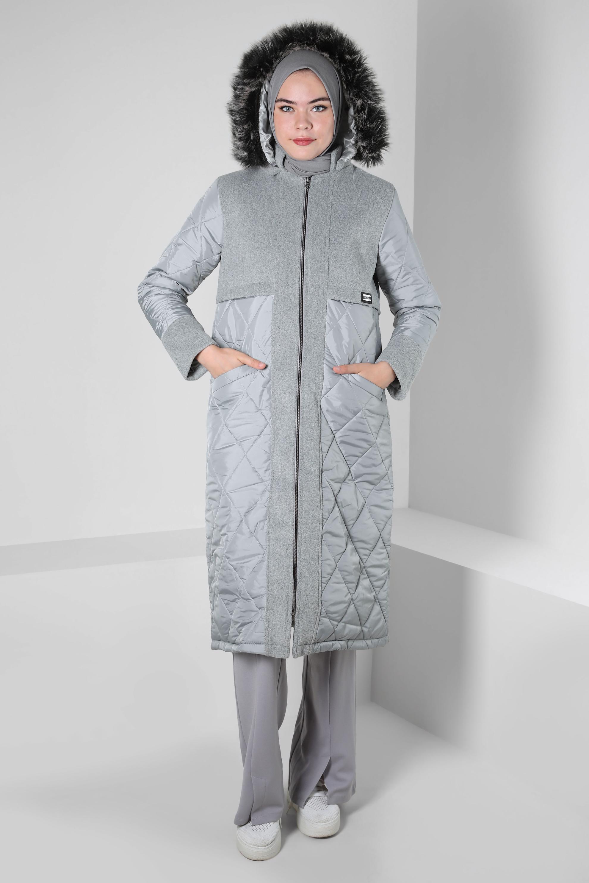 Tesettür giyim GRİ ÇIKARILABİLİR KAPÜŞONLU KABAN 90426