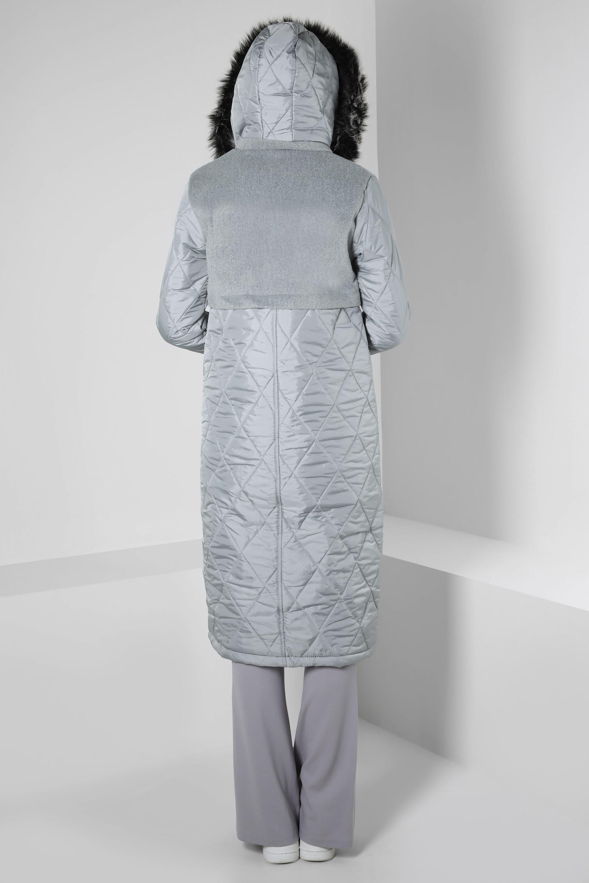 Tesettür giyim GRİ ÇIKARILABİLİR KAPÜŞONLU KABAN 90426