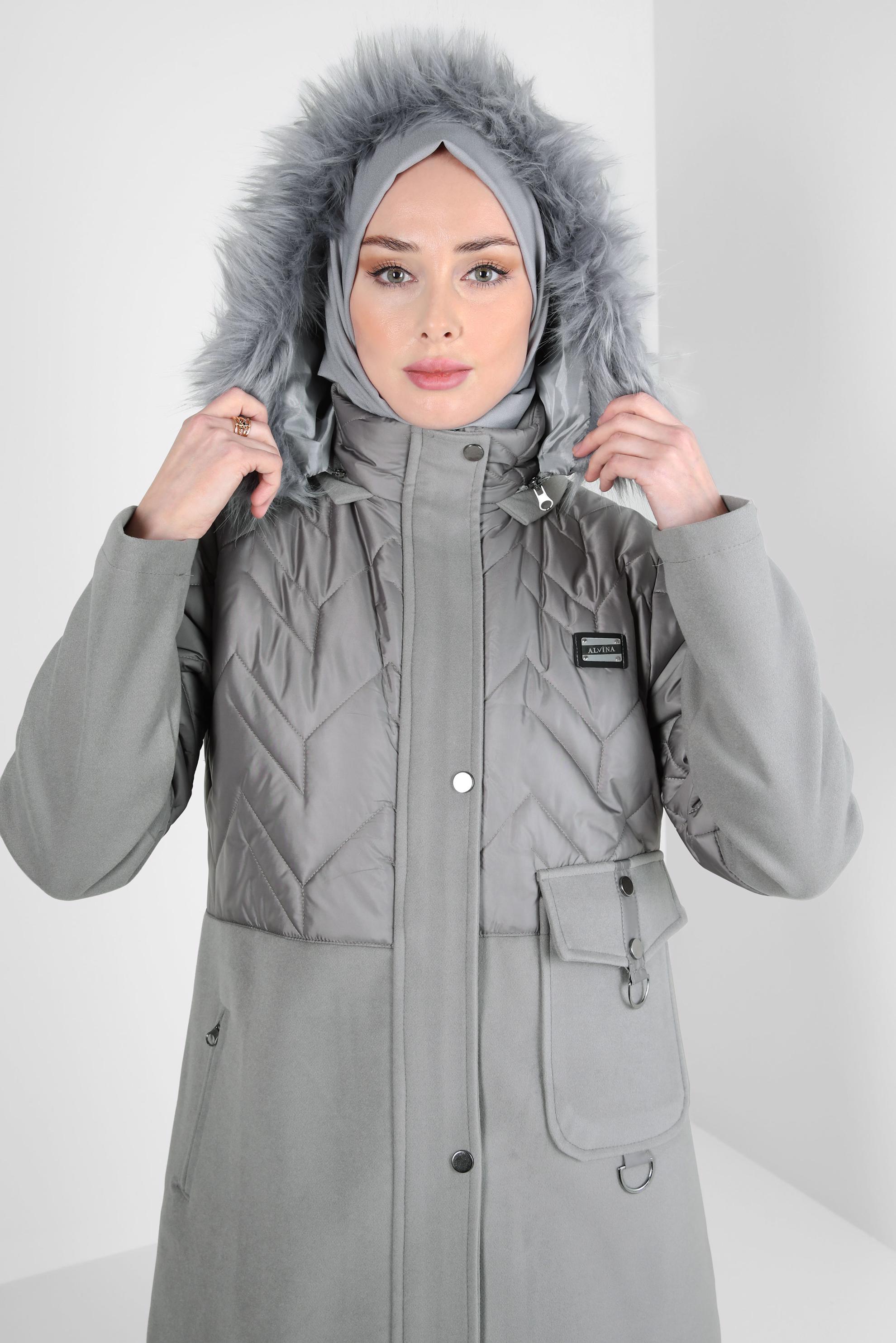 Tesettür giyim GRİ KAPÜŞONU KÜRKLÜ KABAN 90427