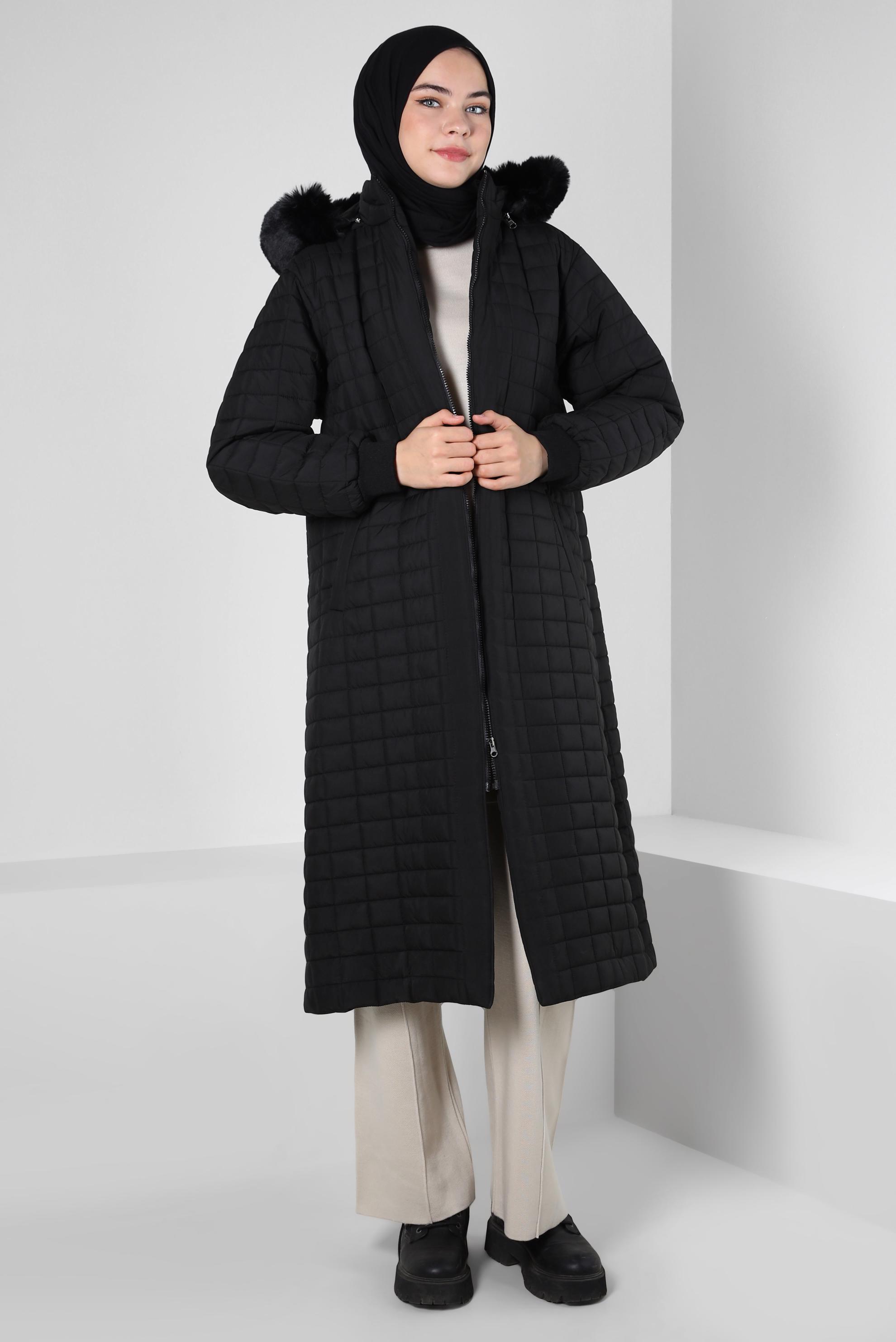 Tesettür giyim SİYAH KAPÜŞONU KÜRKLÜ KABAN 90434