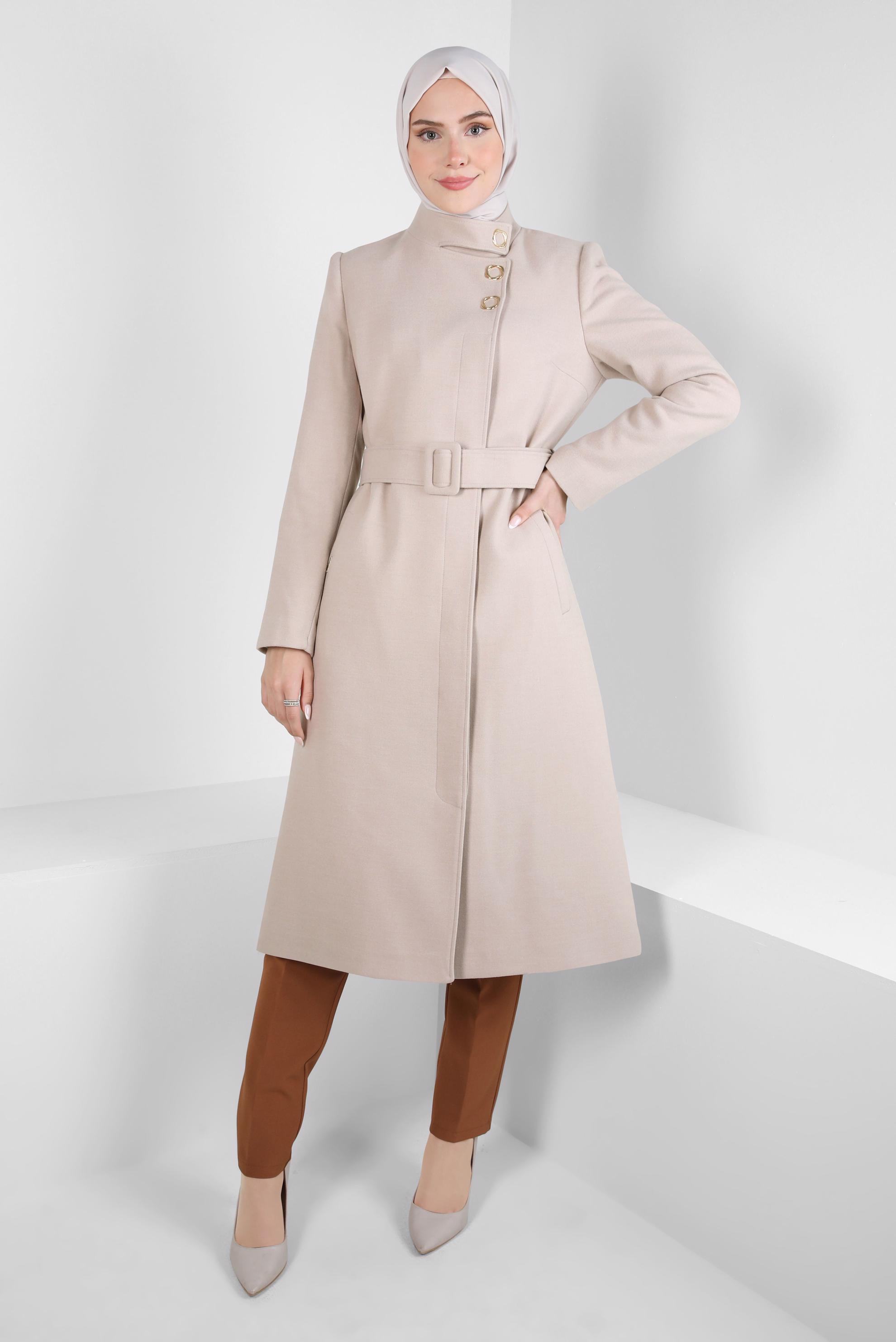 Tesettür giyim BEJ KEMERLİ KABAN 90437
