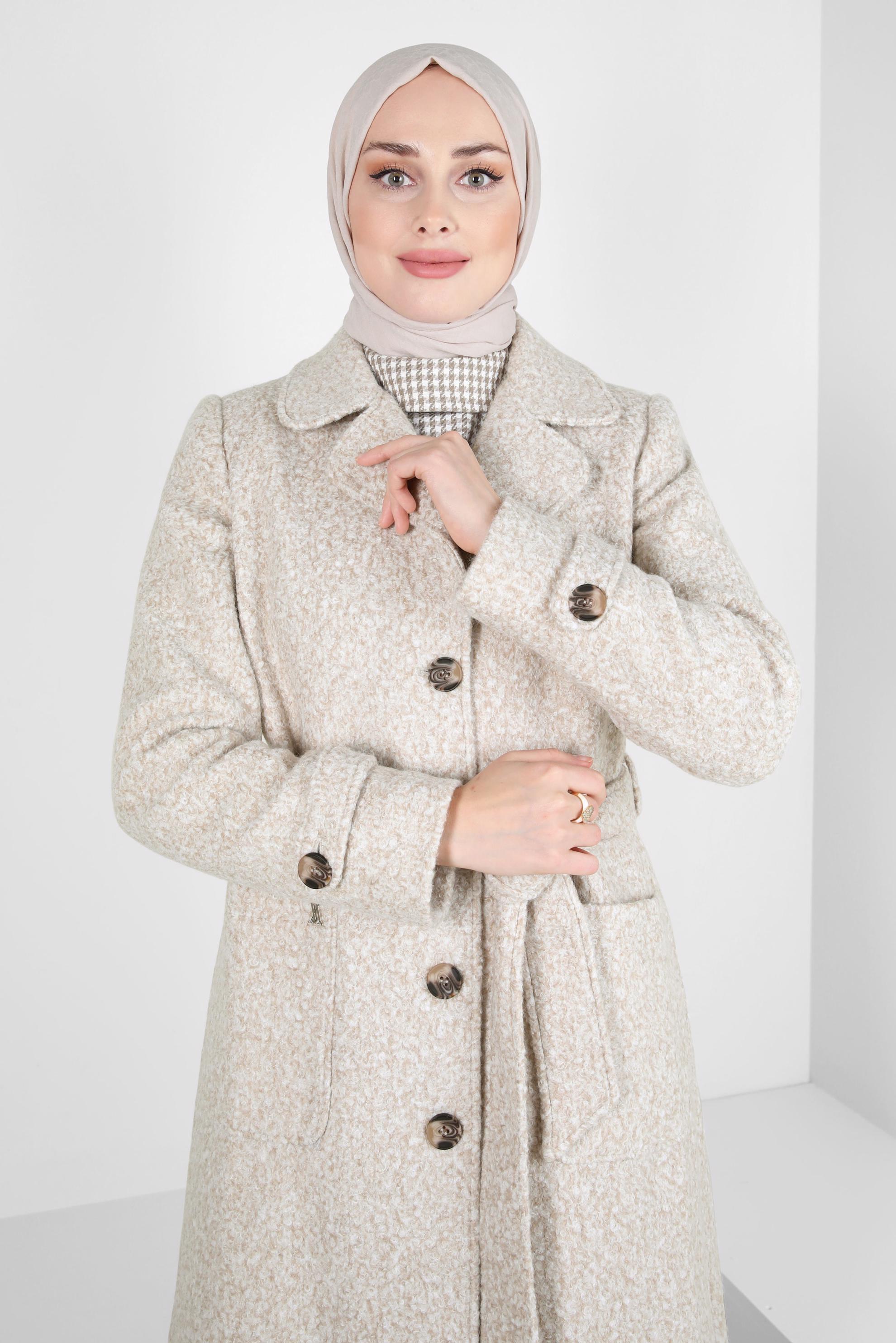 Tesettür giyim BEJ KUŞAKLI KABAN 90444