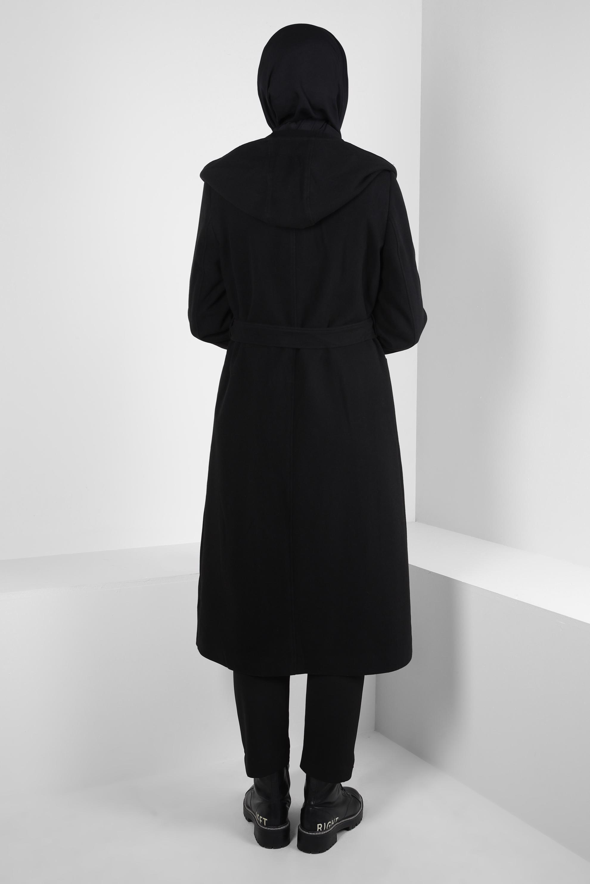 Tesettür giyim SİYAH KUŞAKLI KABAN 90445