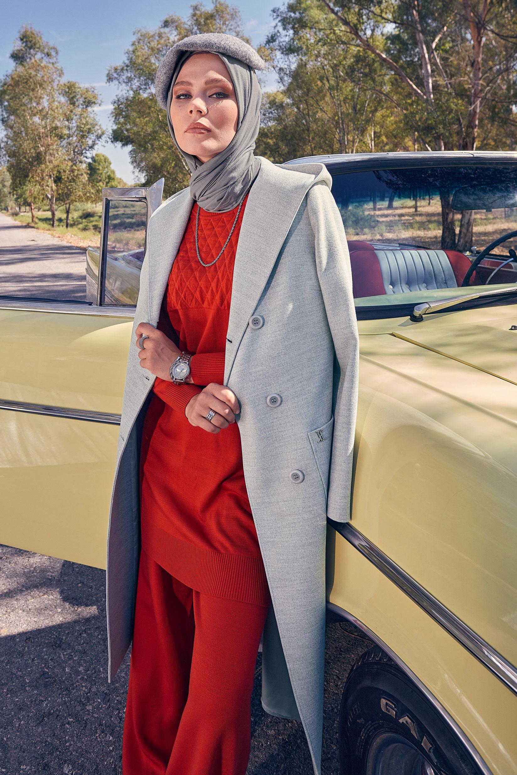 Tesettür giyim GÜMÜŞ KUŞAKLI KABAN 90445