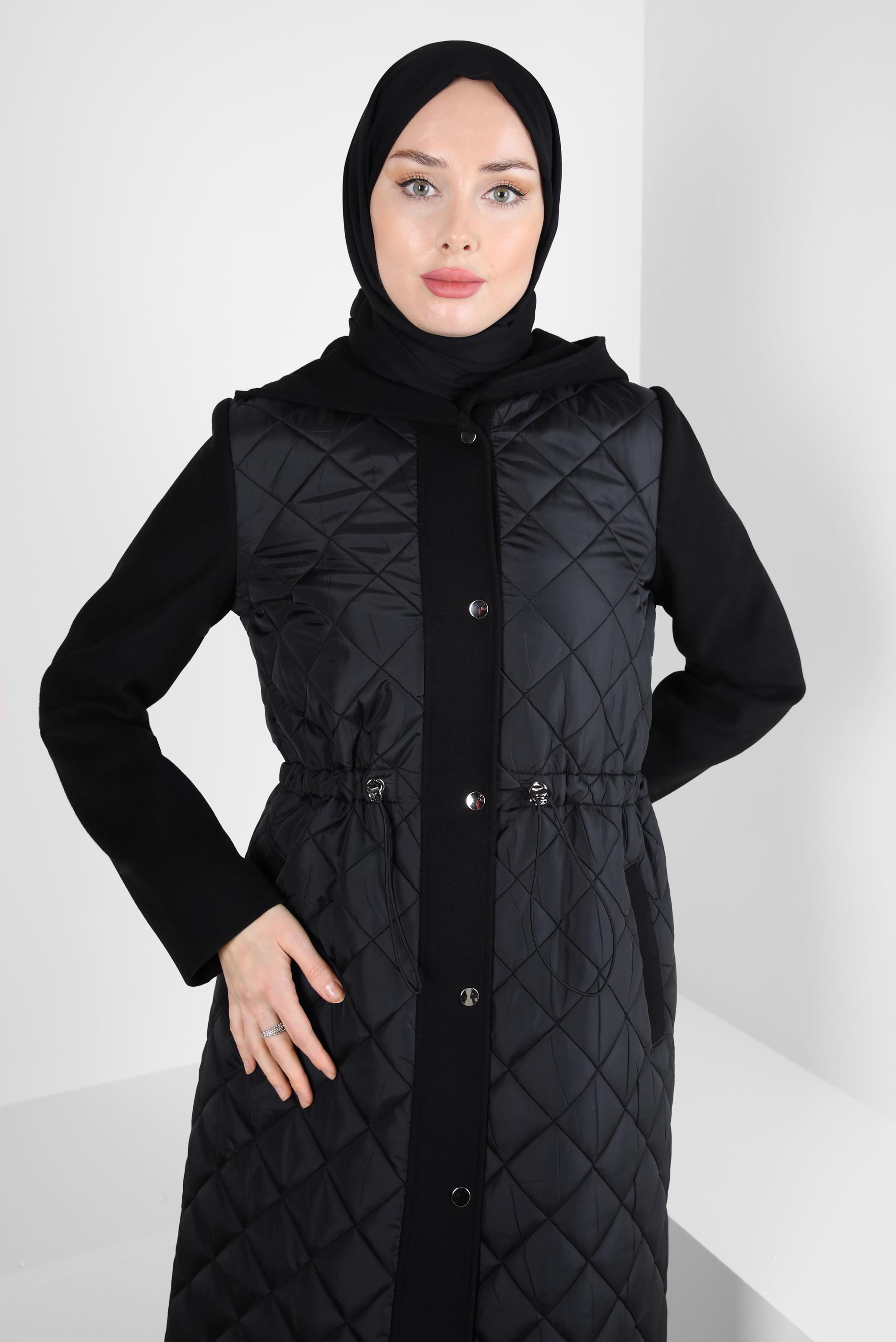 Tesettür giyim SİYAH ÇITÇITLI KAPİTONE KABAN 90447