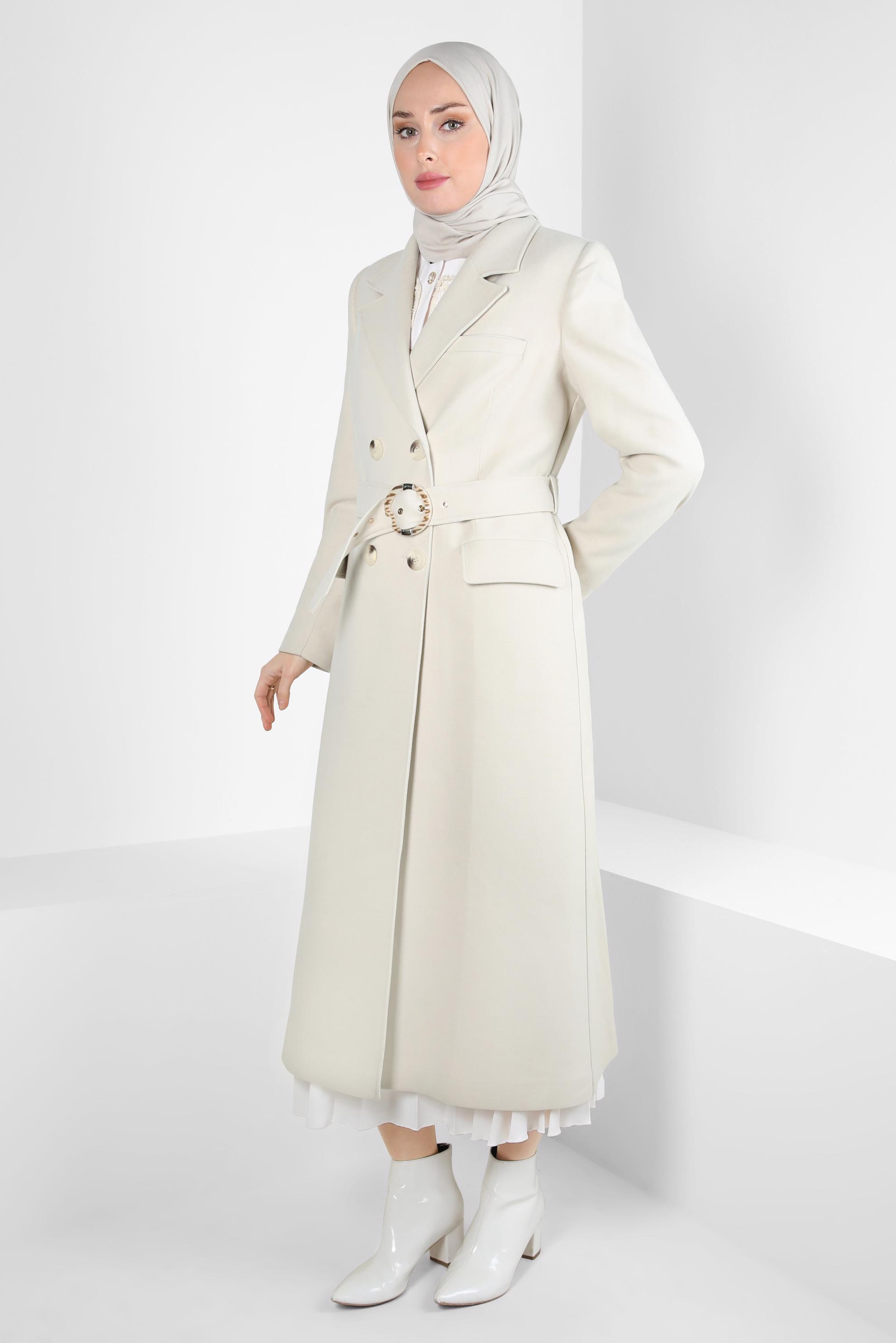 Tesettür giyim EKRU KEMERLİ KRUVAZE YAKA KABAN 90448