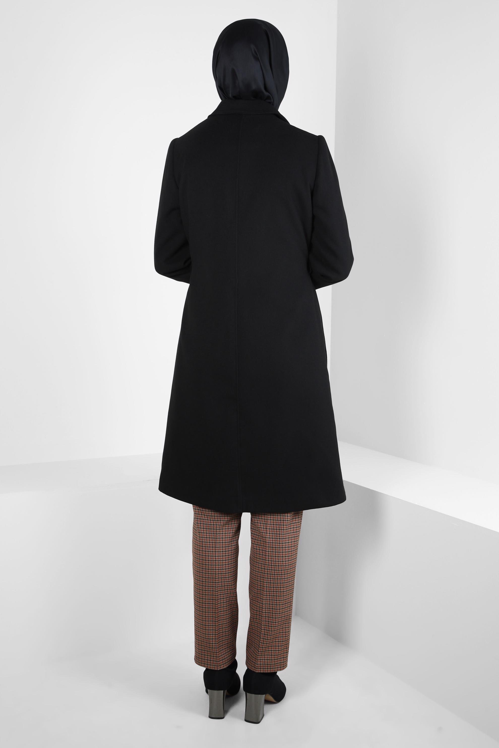 Tesettür giyim SİYAH KUŞAKLI ÇITÇITLI KABAN 90449