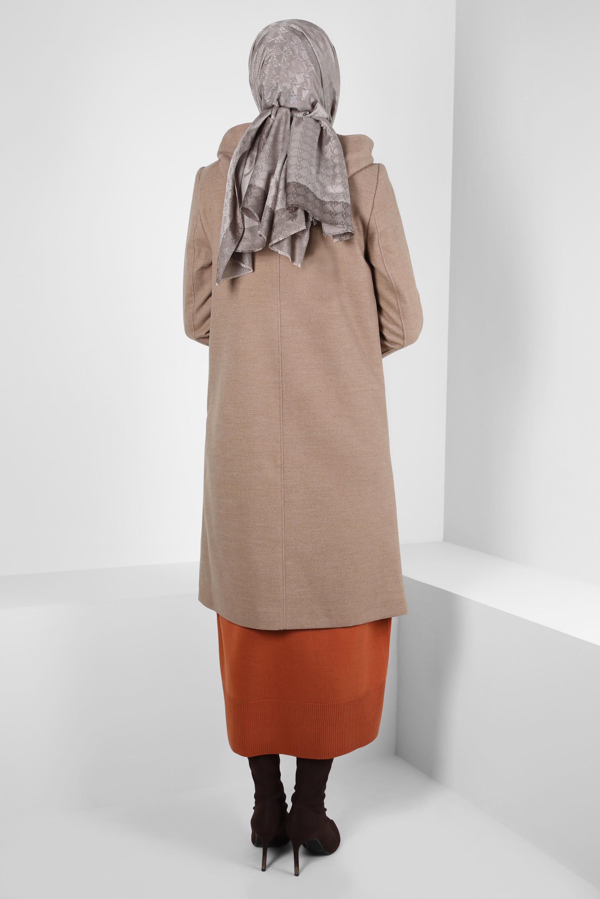 Tesettür giyim KAHVE KAPÜŞONLU KABAN 90455