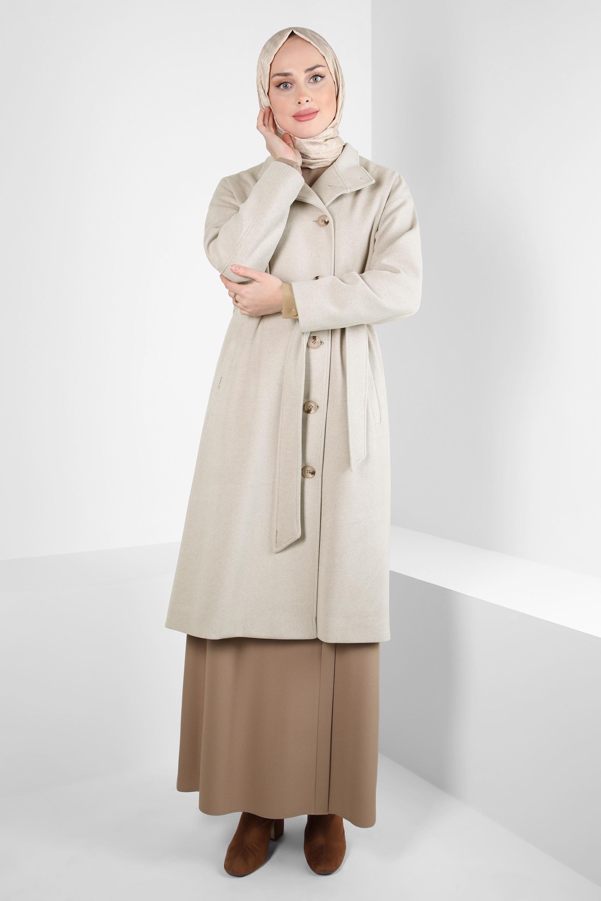 Tesettür giyim BEJ KUŞAKLI KABAN 90457