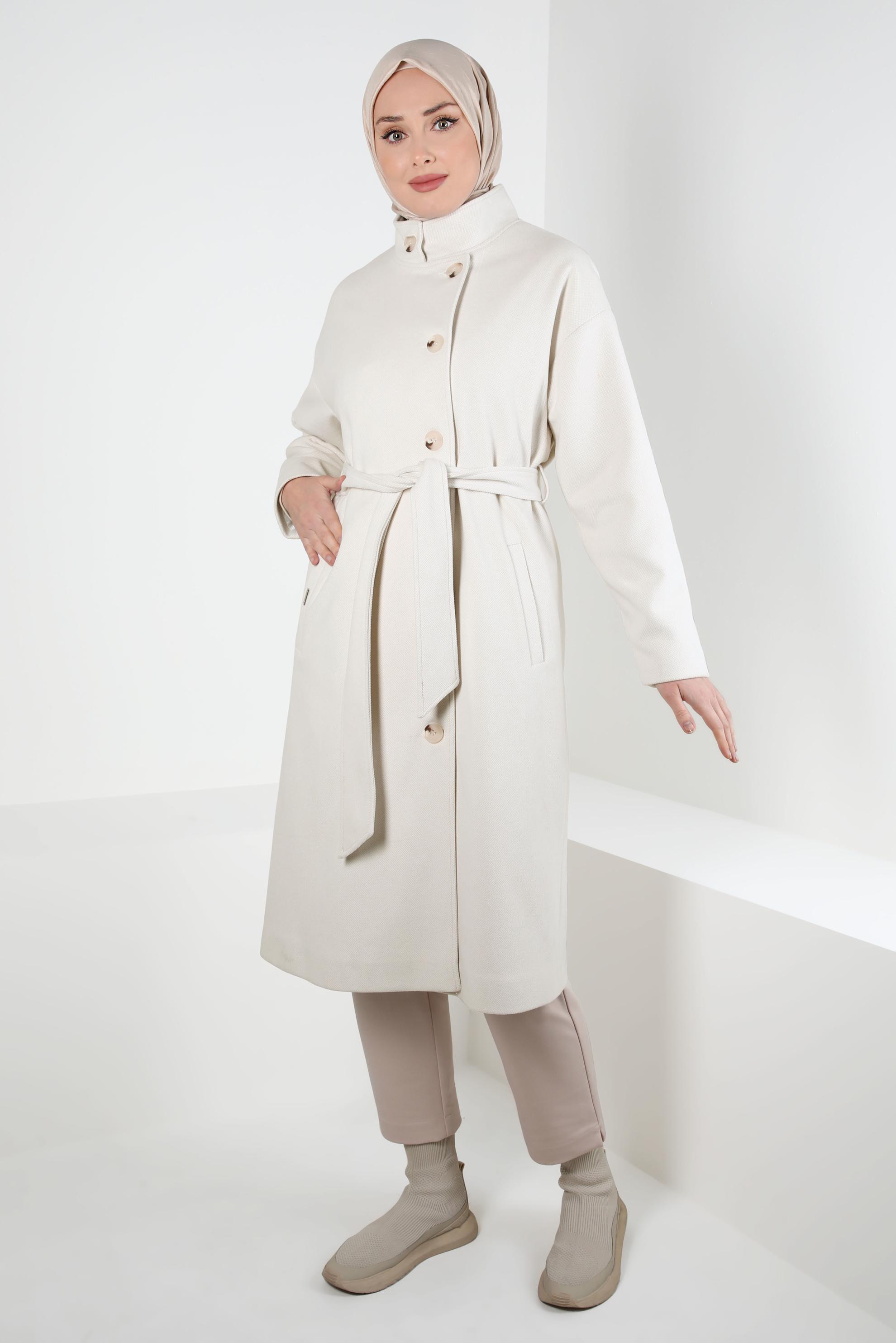 Tesettür giyim BEJ KUŞAKLI KABAN 90457