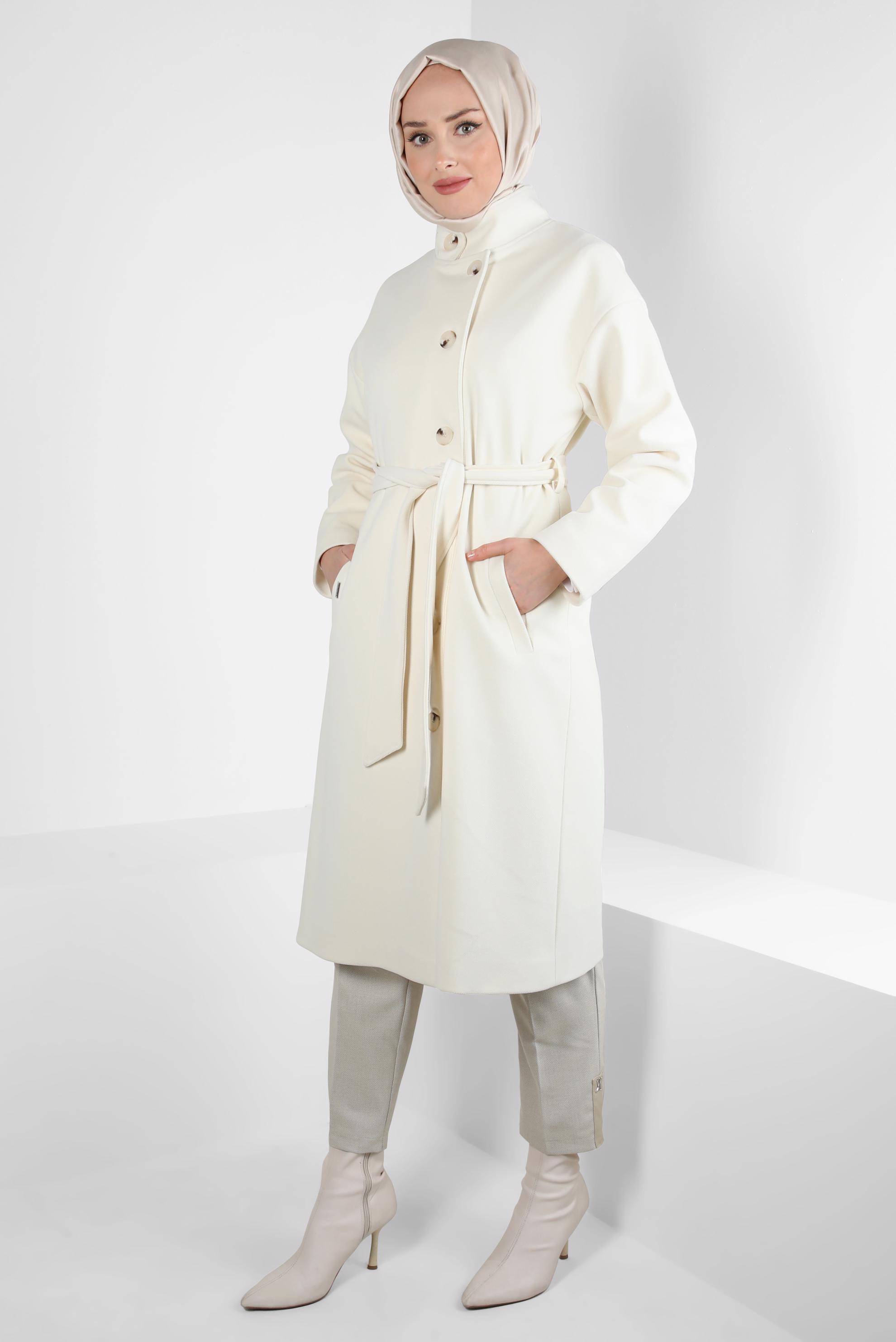 Tesettür giyim EKRU KUŞAKLI KABAN 90457