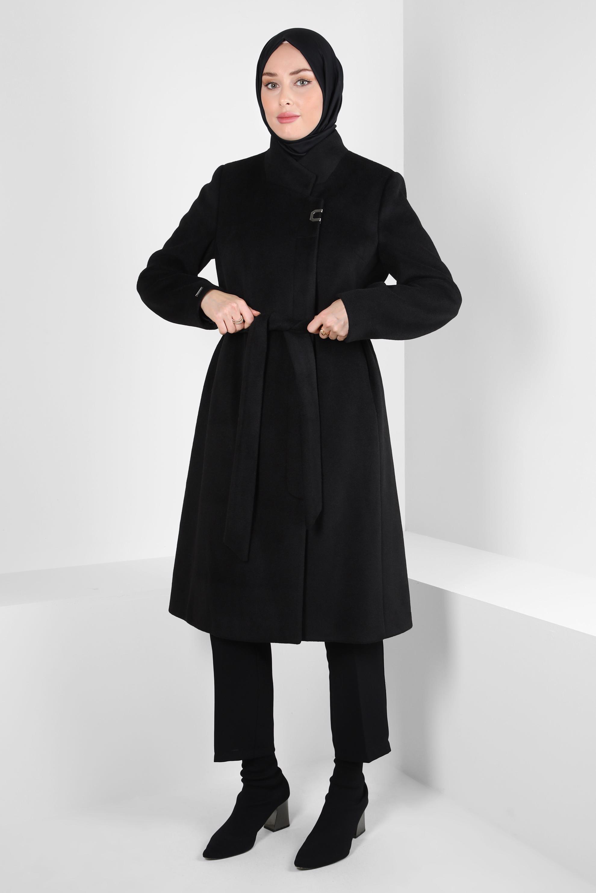 Tesettür giyim SİYAH KUŞAKLI CEPLİ KABAN 90459