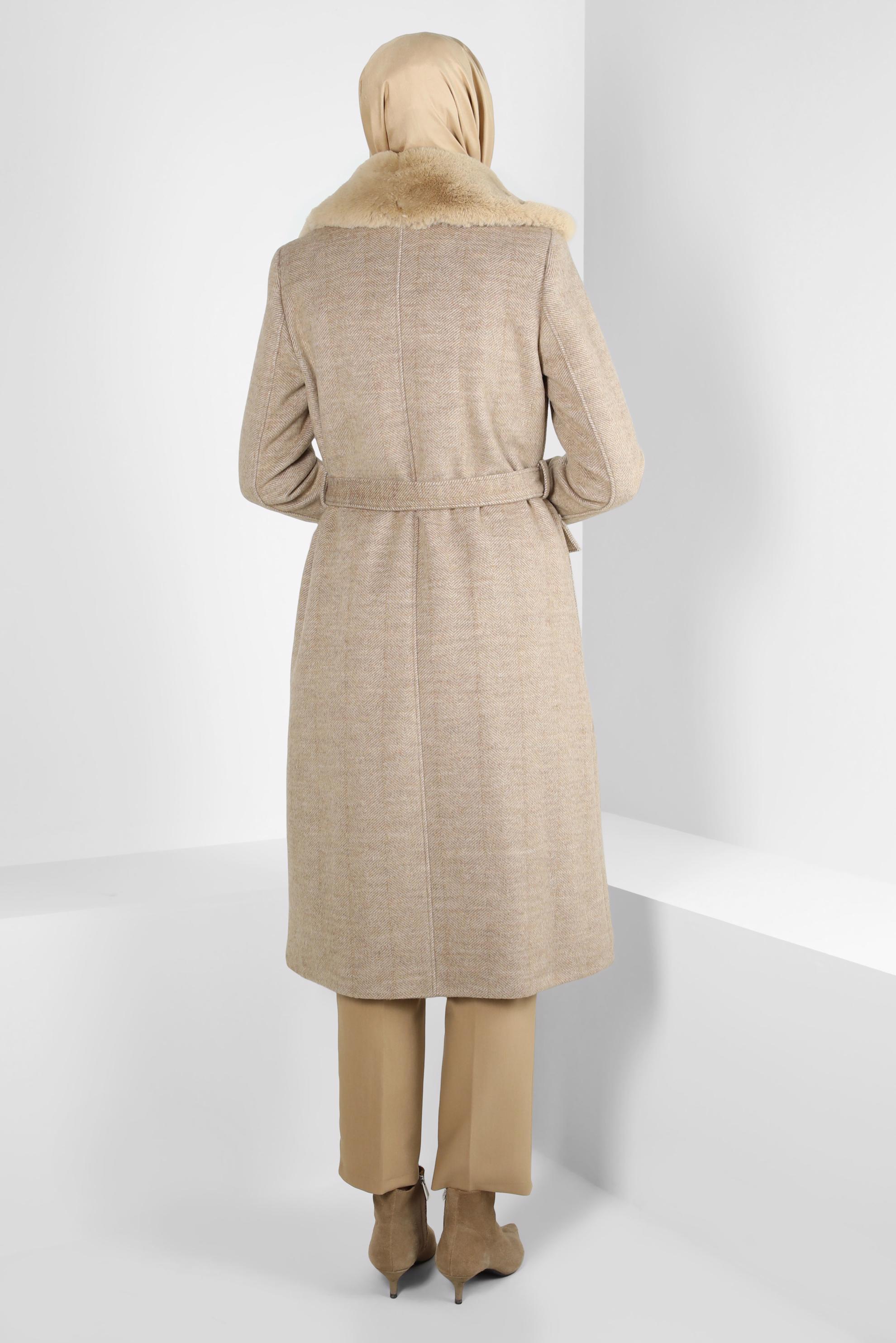 Tesettür giyim VİZON KÜRK DETAYLI KUŞAKLI KABAN 90463-1