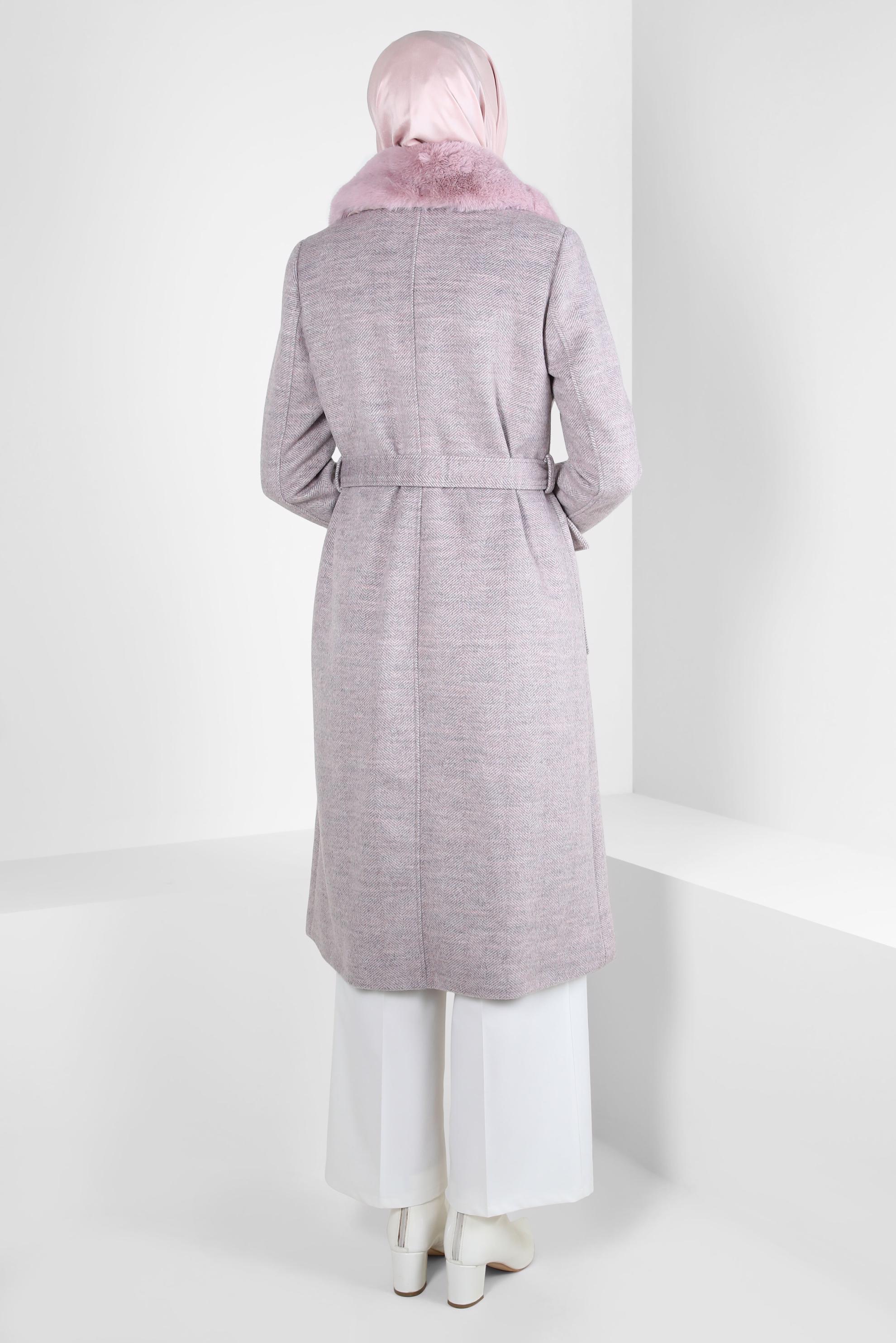 Tesettür giyim MOR KÜRK DETAYLI KUŞAKLI KABAN 90463-1