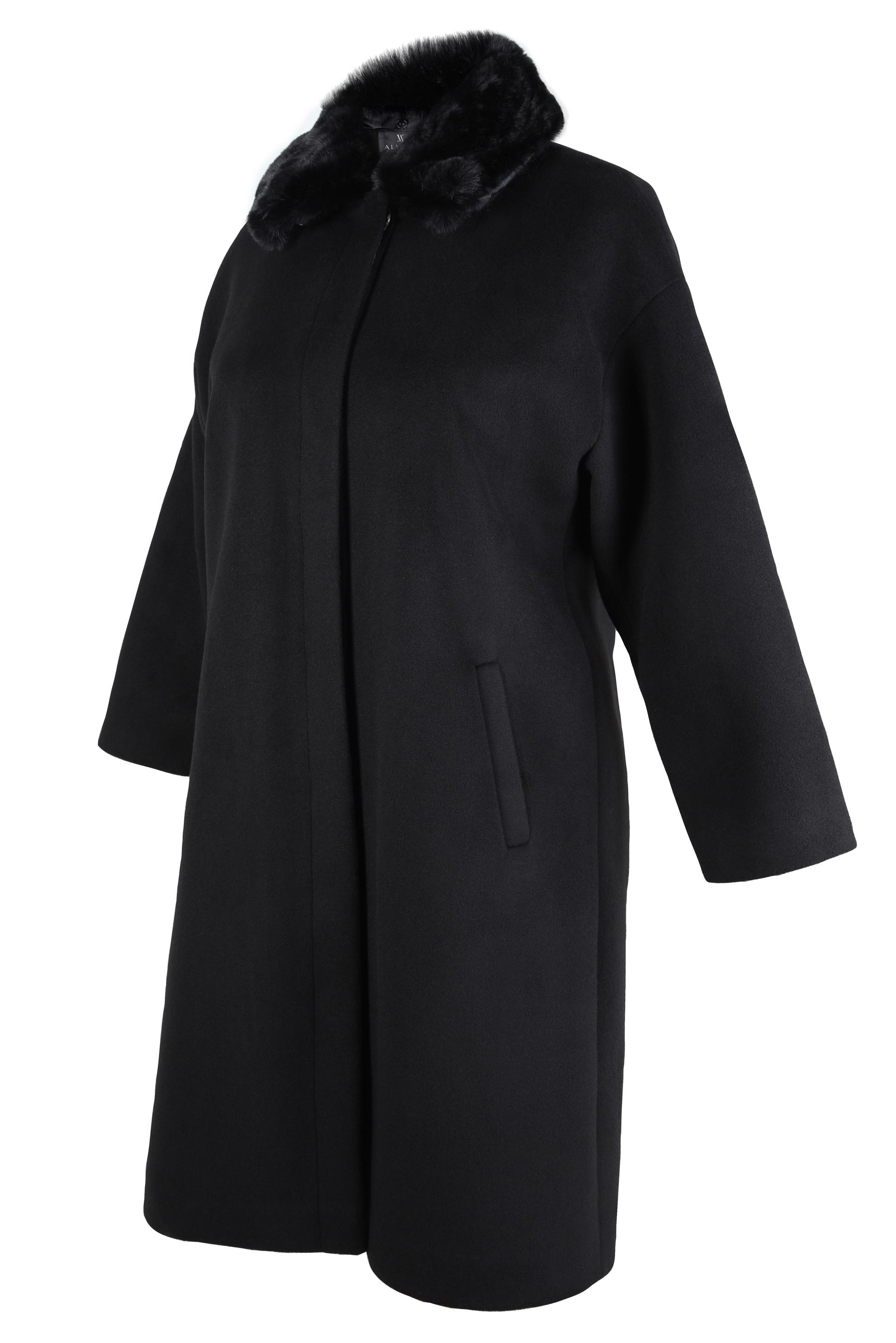 Hijab clothing BLACK COAT WITH FUR DETAIL 90464