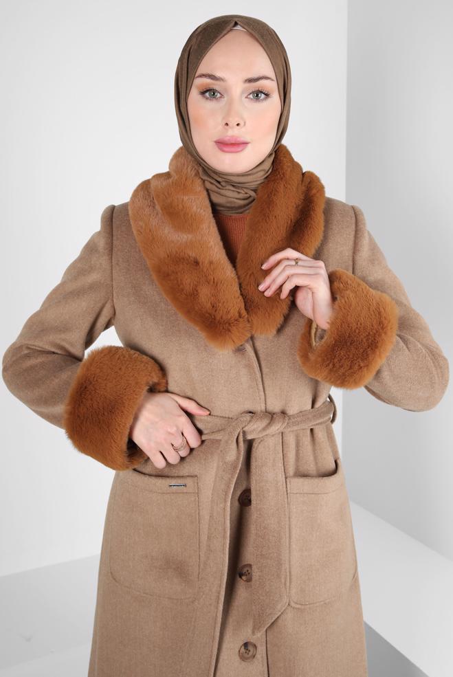 Tesettür giyim TABA KÜRK DETAYLI KUŞAKLI KABAN 90465 - ALVİNA