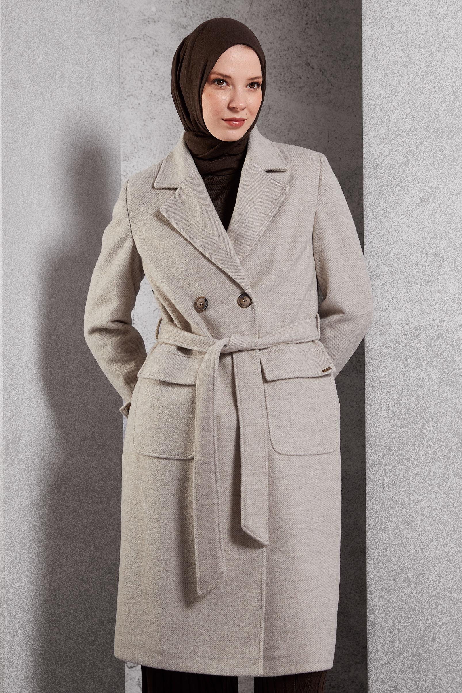 Tesettür giyim BEJ KUŞAKLI KABAN 90470