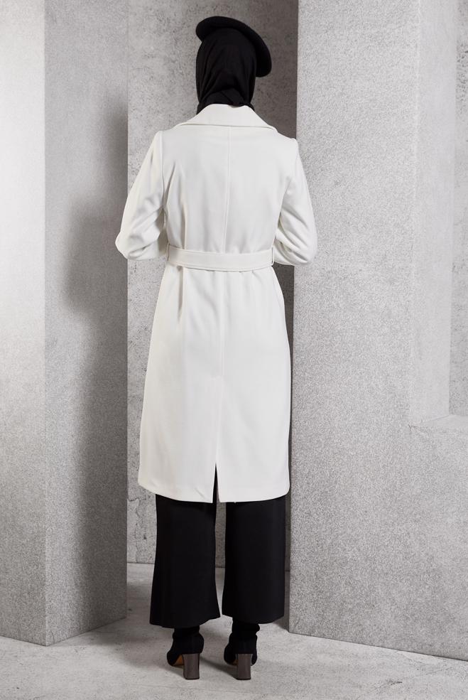 Tesettür giyim BEYAZ KEMERLİ KABAN 90471 - ALVİNA