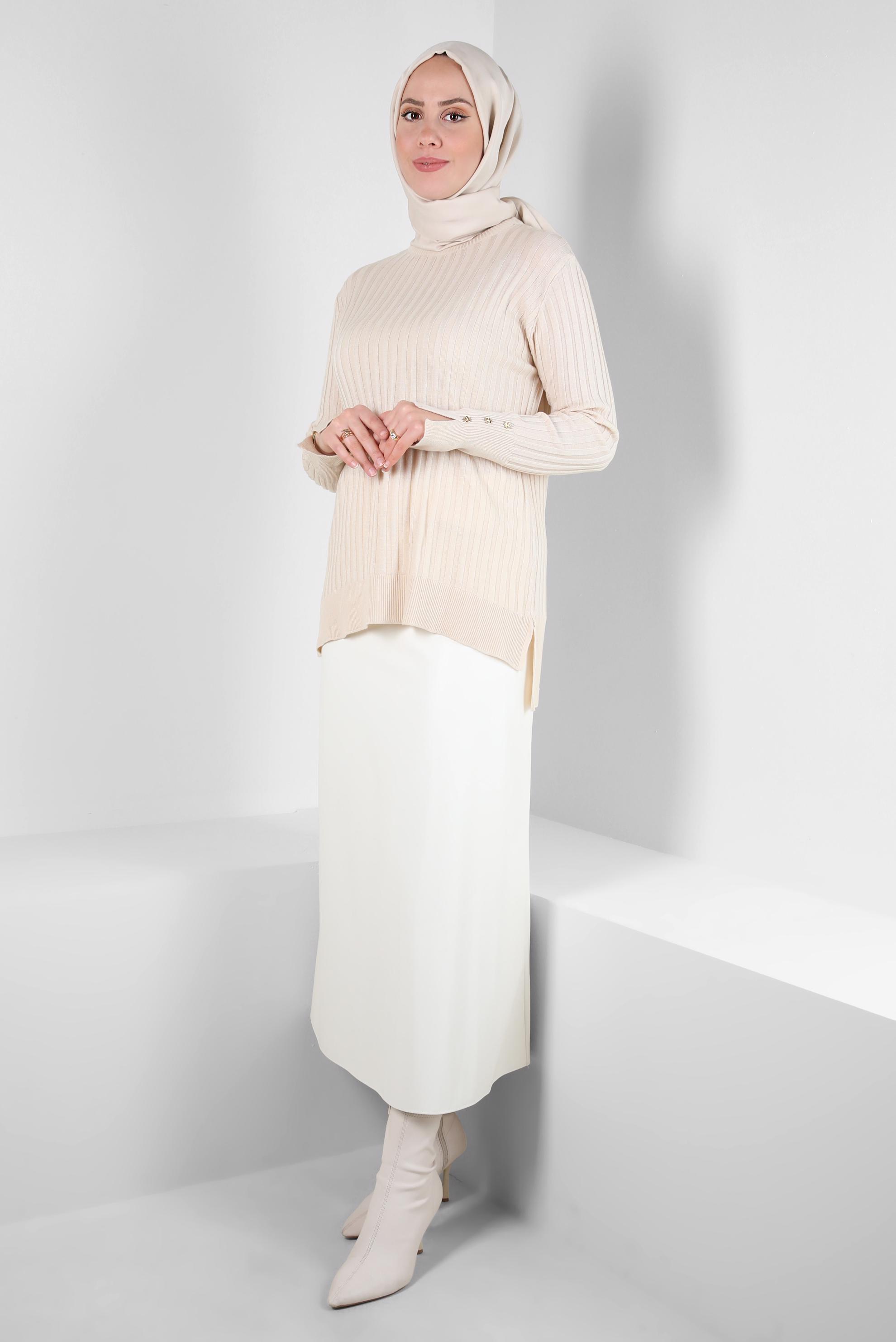 Tesettür giyim BEJ DÜĞME DETAYLI TRİKO KAZAK 44073-1