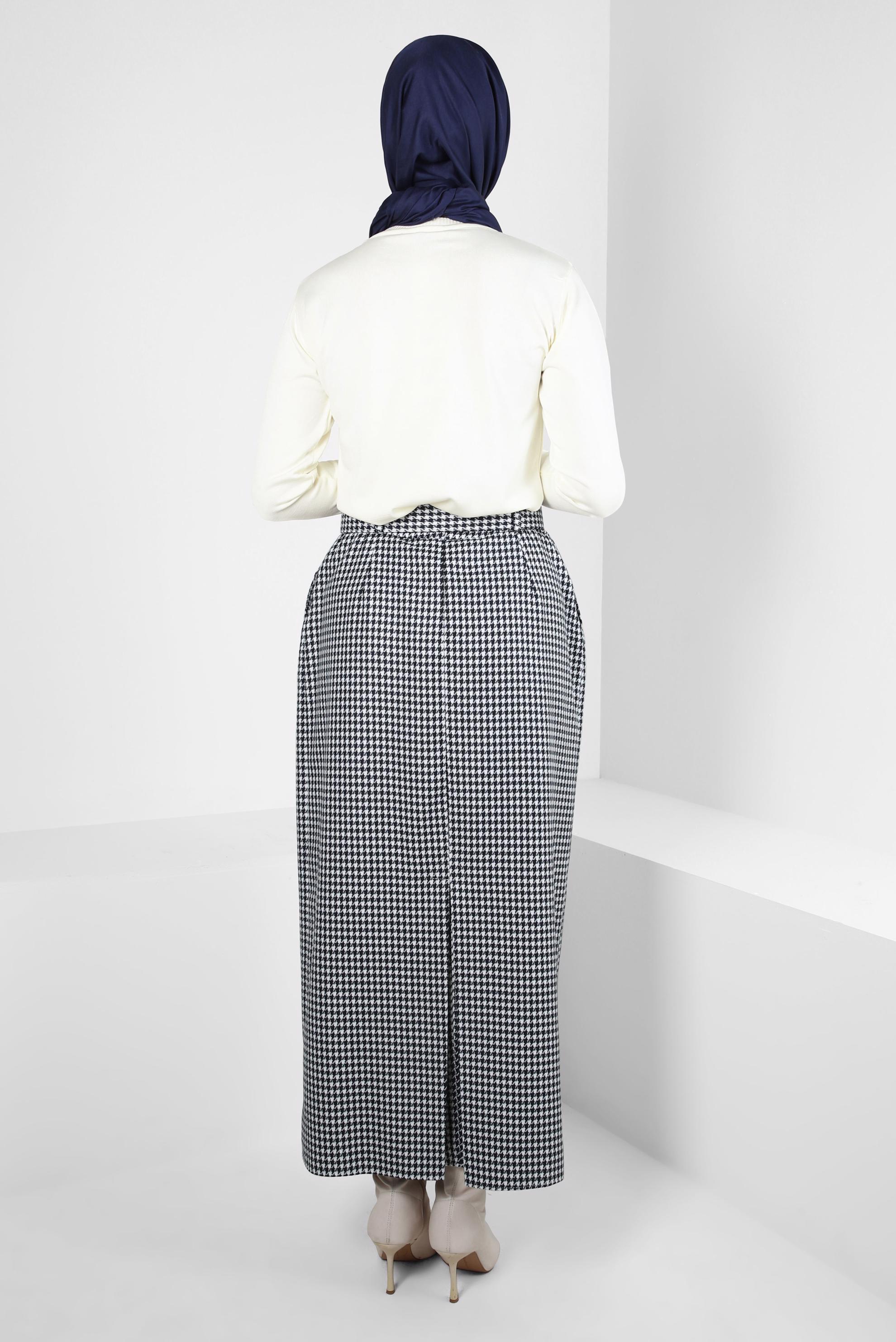 Tesettür giyim BEYAZ TRİKO KAZAK 44074