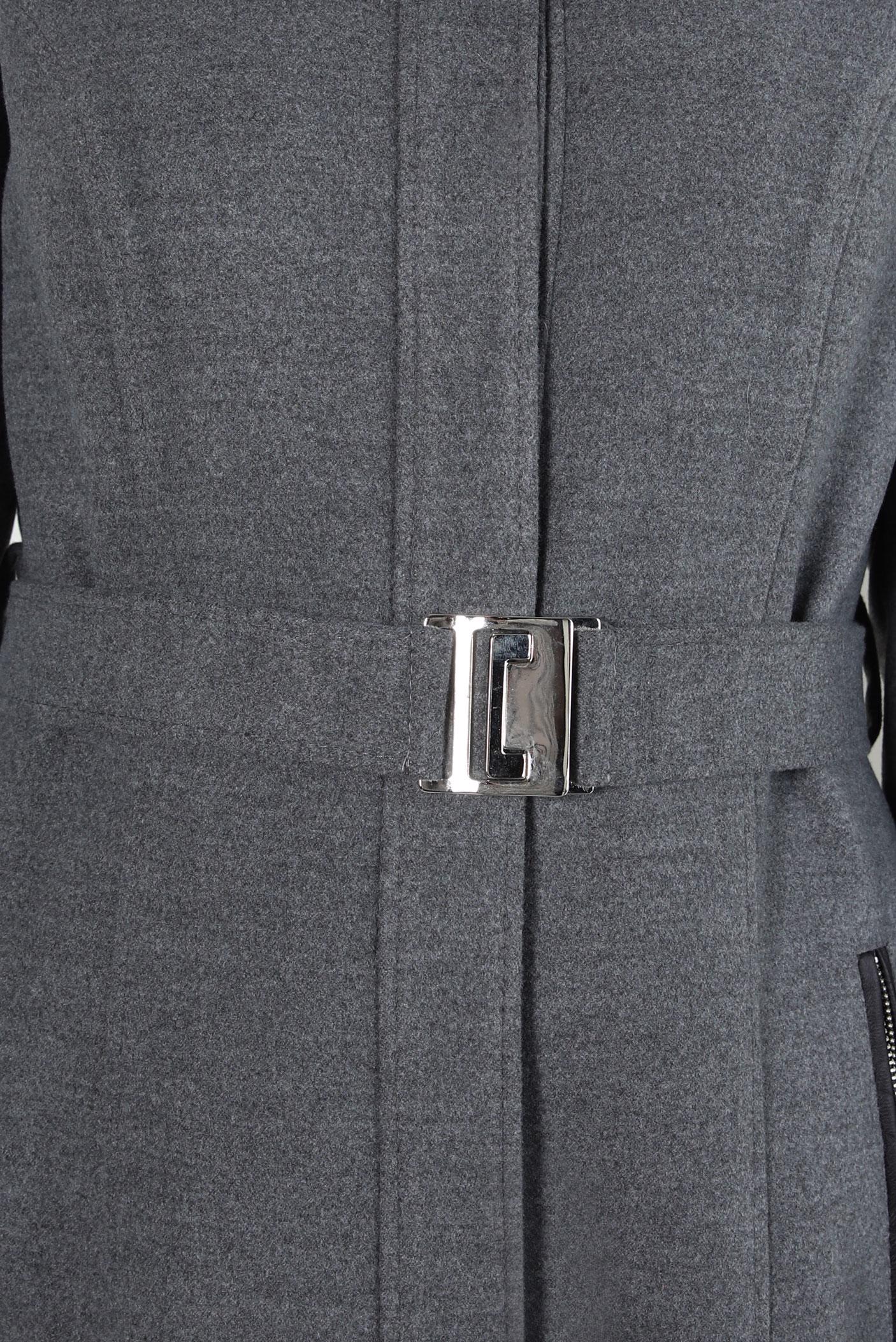 Tesettür giyim GRİ KEMERLİ MANTO 90277