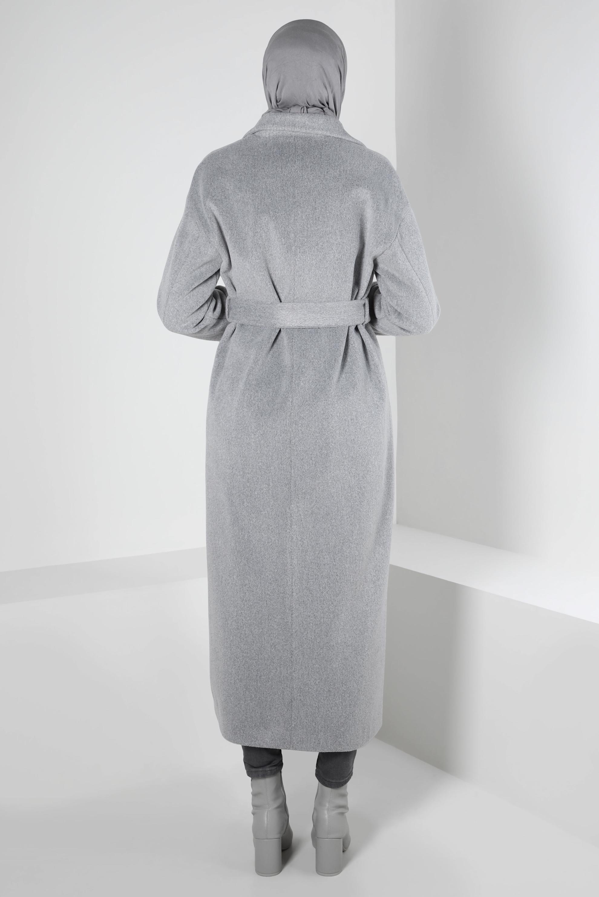 Tesettür giyim GRİ KEMERLİ MANTO 90400