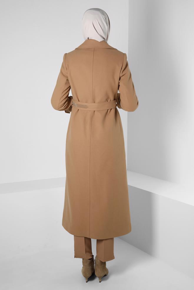 Tesettür giyim KAHVE TAŞLI KEMERLİ MANTO 90408 - ALVİNA