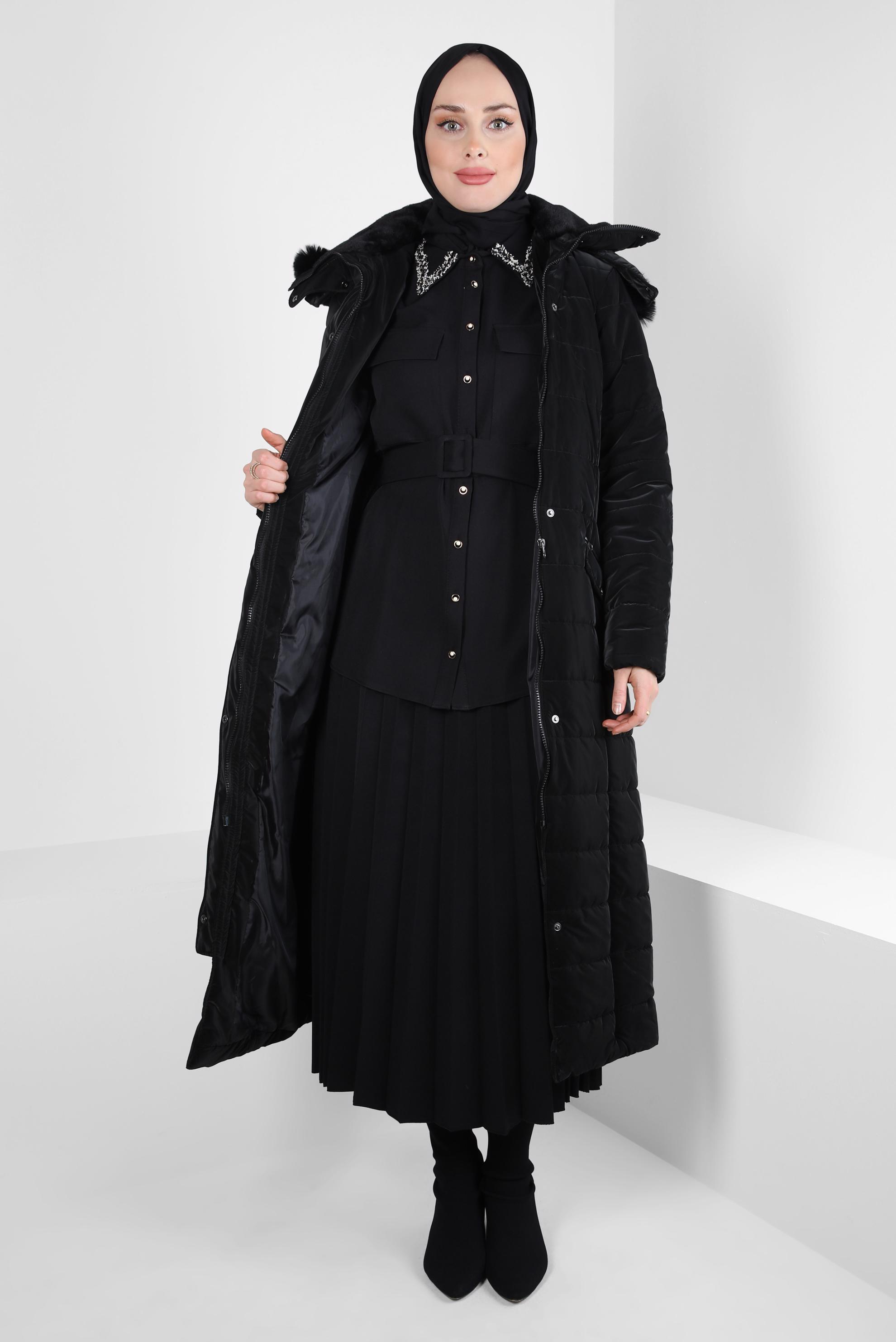 Tesettür giyim SİYAH KAPÜŞONLU KEMERLİ MANTO 90433