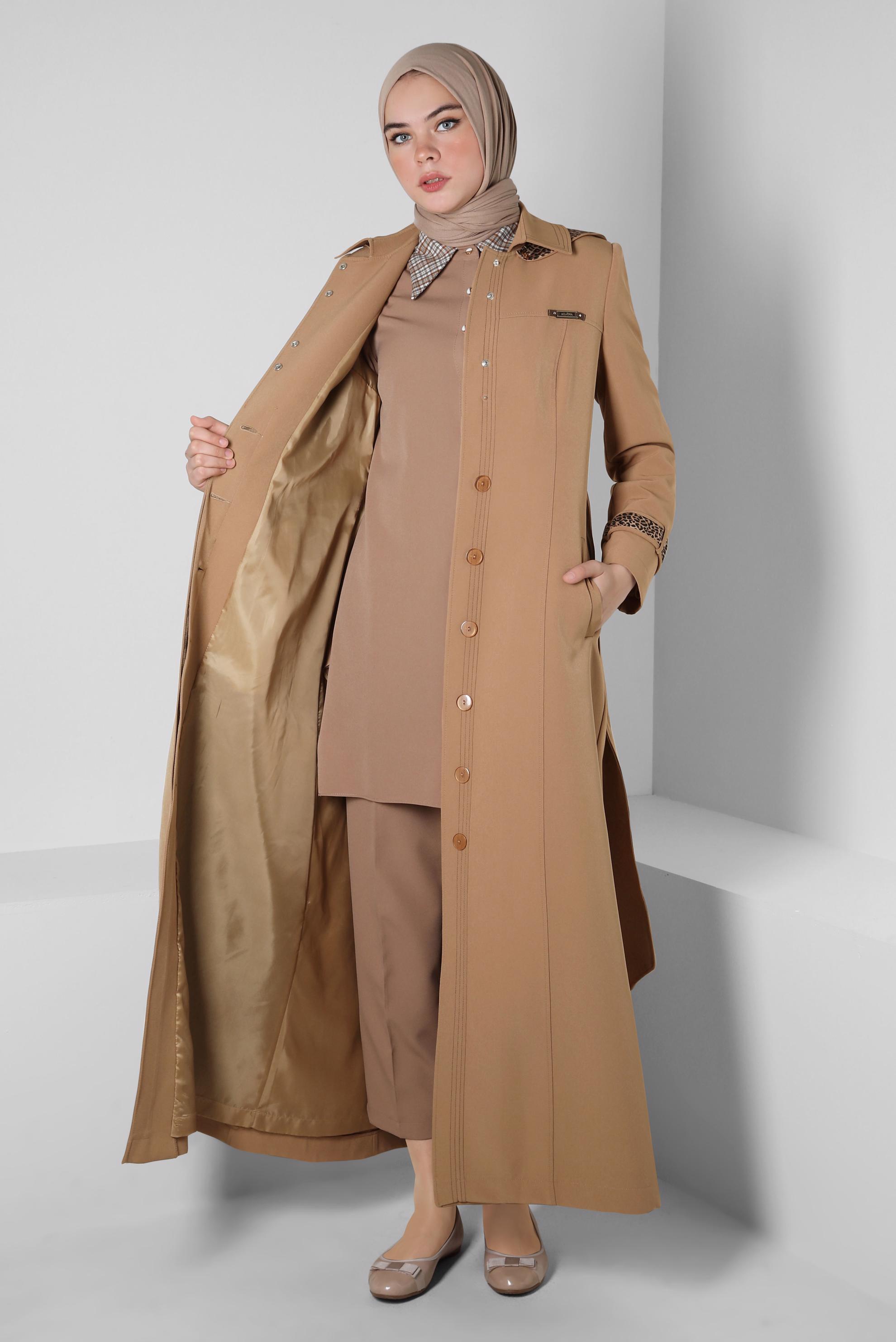Tesettür giyim BEJ ÇIKARILABİLİR KAPÜŞONLU PARDESÜ 10804