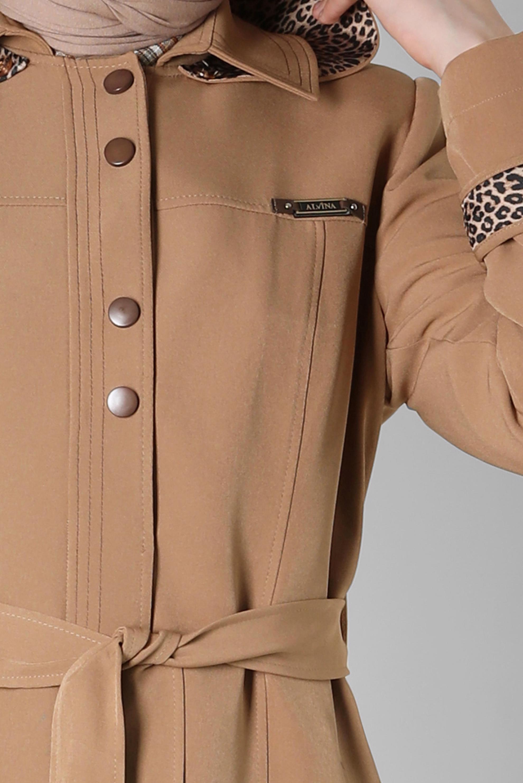 Tesettür giyim BEJ ÇIKARILABİLİR KAPÜŞONLU PARDESÜ 10804