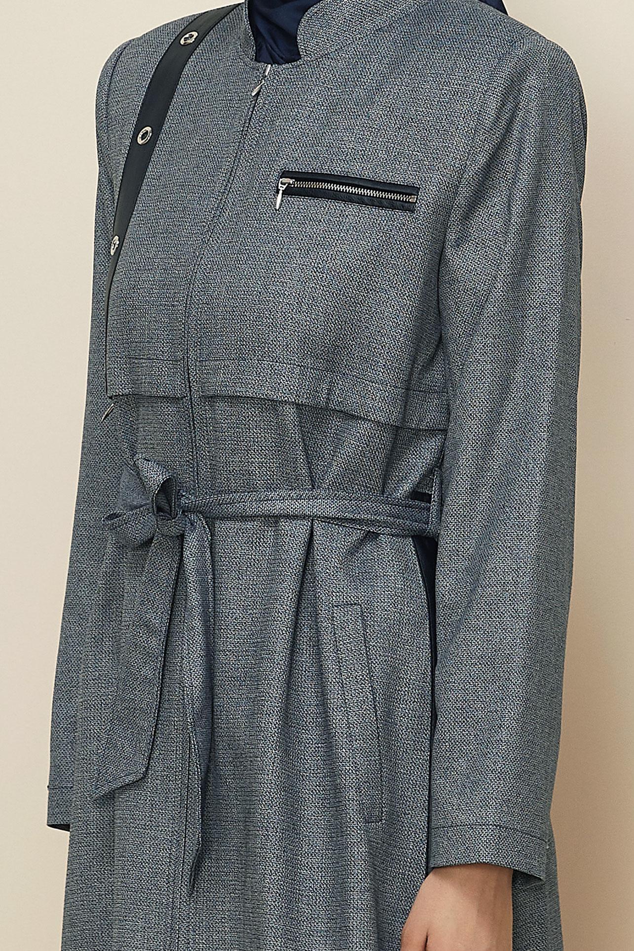 Tesettür giyim LACİVERT KUŞGÖZÜ DETAYLI KUŞAKLI PARDESÜ 10815