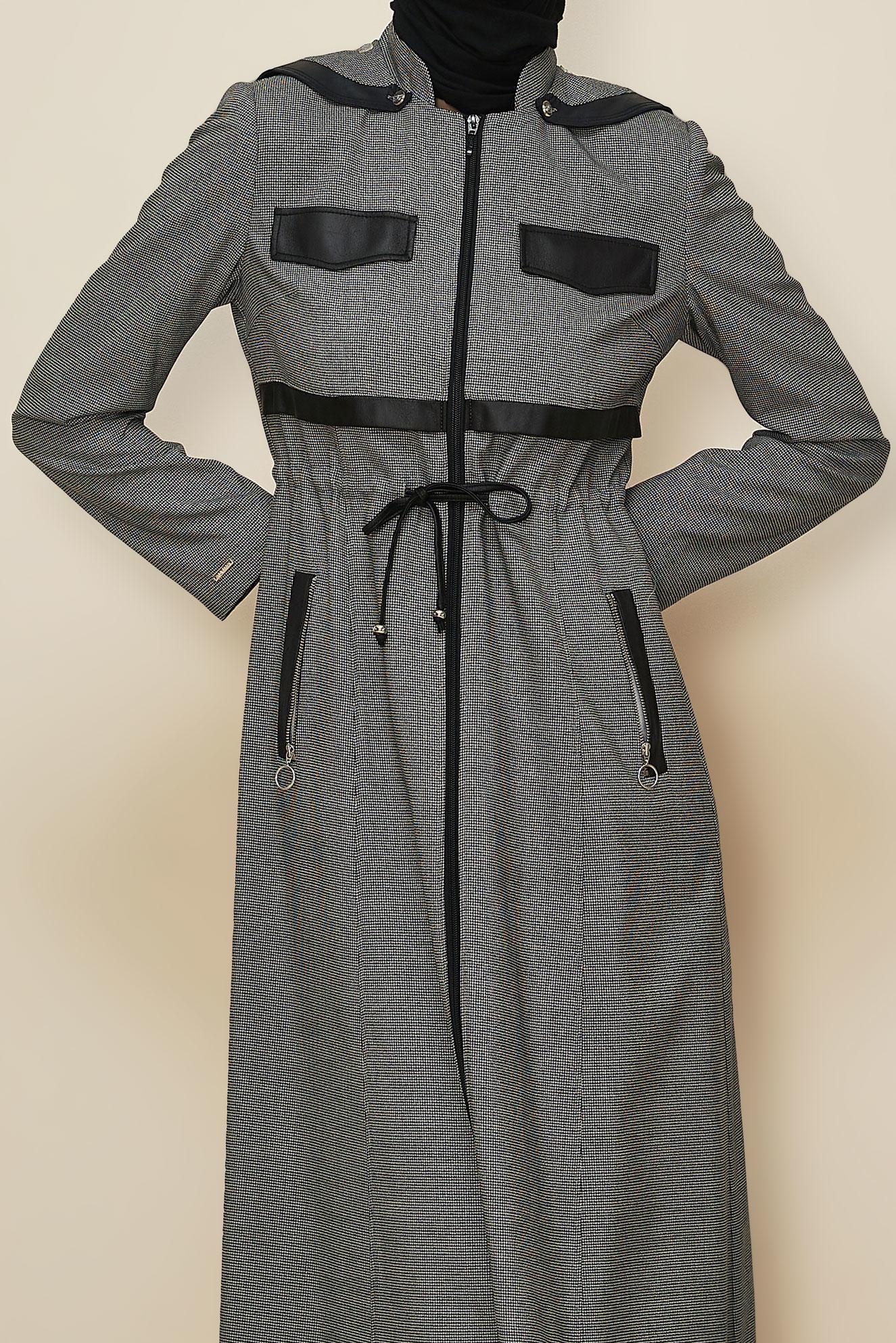 Tesettür giyim SİYAH KAPÜŞONLU PARDESÜ 10824