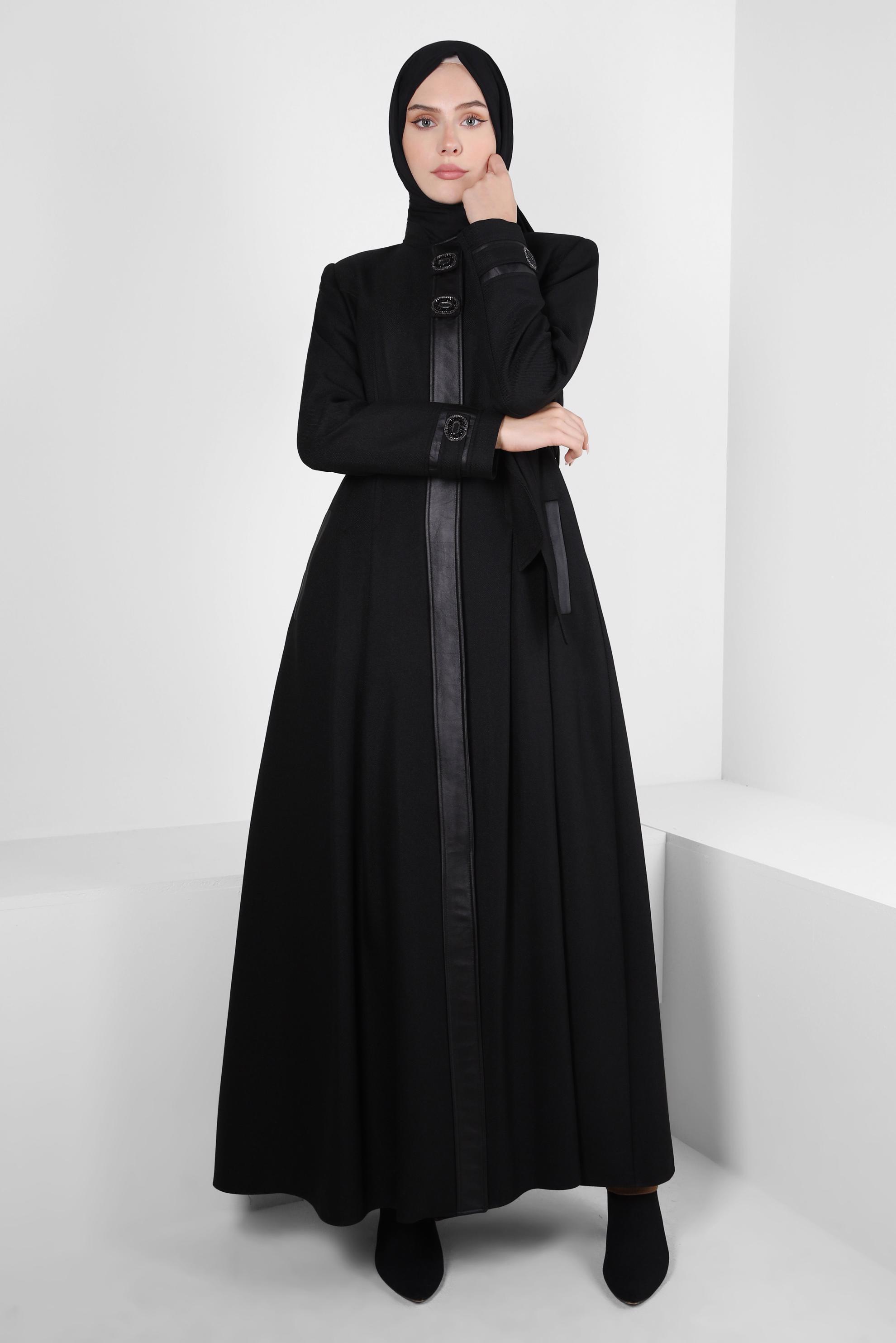 Tesettür giyim SİYAH KUŞAKLI PARDESÜ 10830