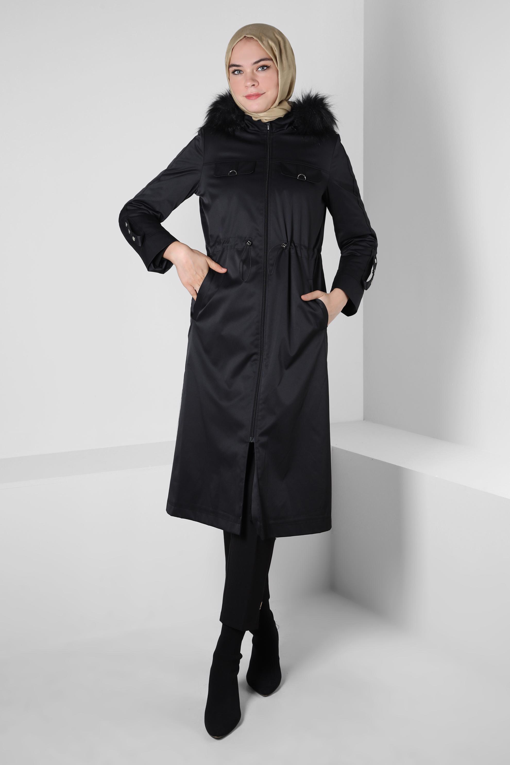 Tesettür giyim SİYAH KAPÜŞONLU PARKA 90266