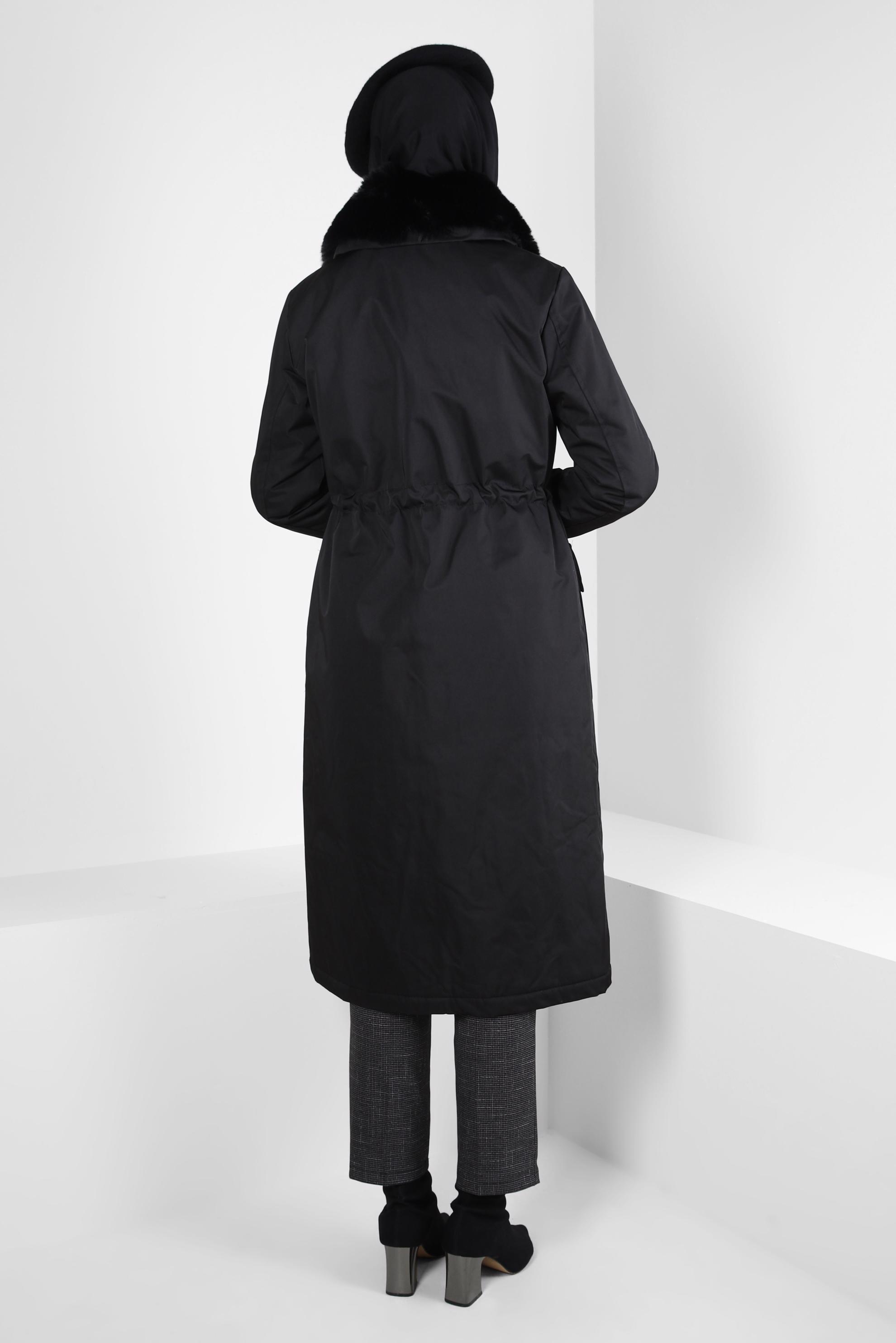 Tesettür giyim SİYAH KÜRK DETAYLI PARKA 90423