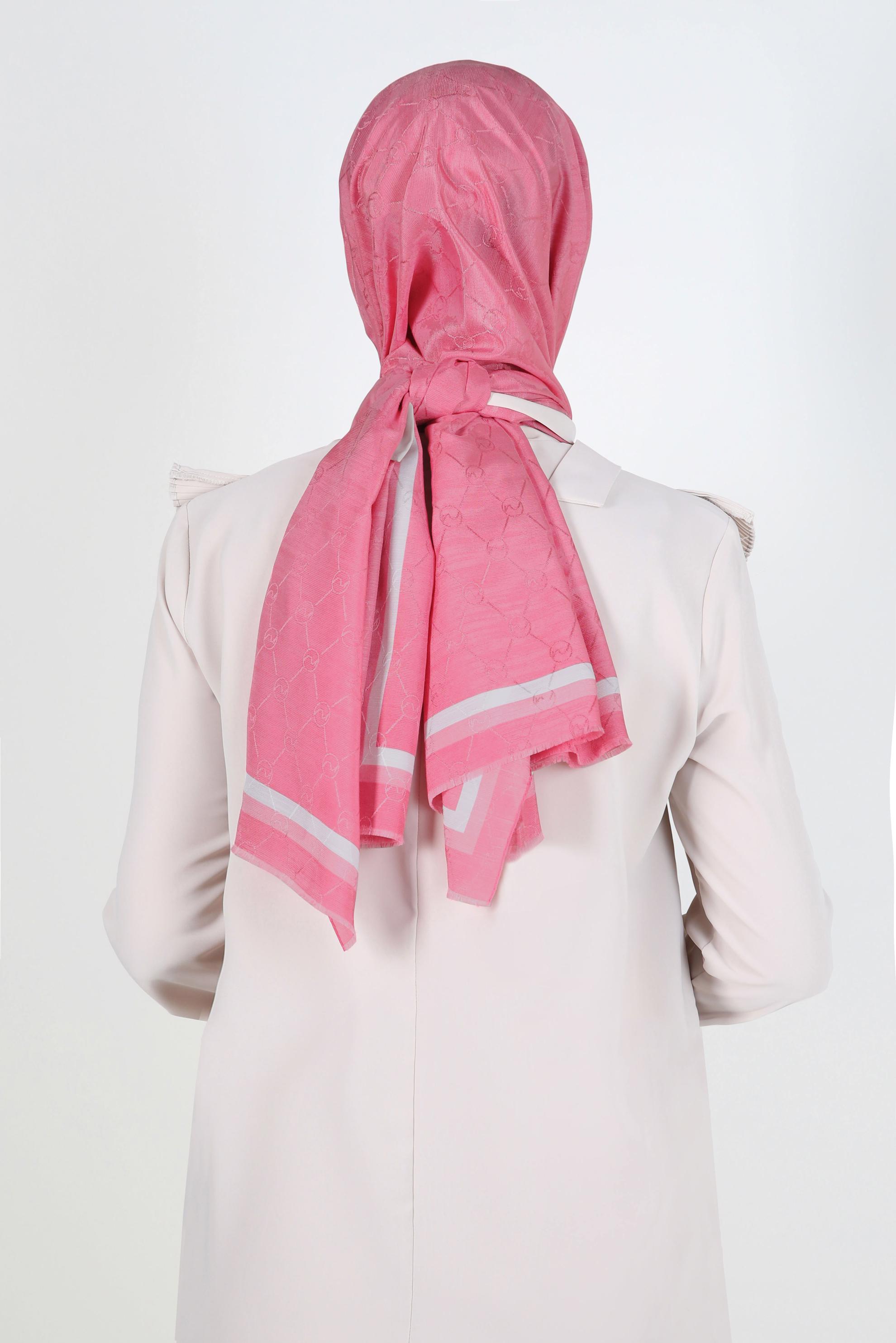 Tesettür giyim FUŞYA ALVİNA MONOGRAM ŞAL 8300
