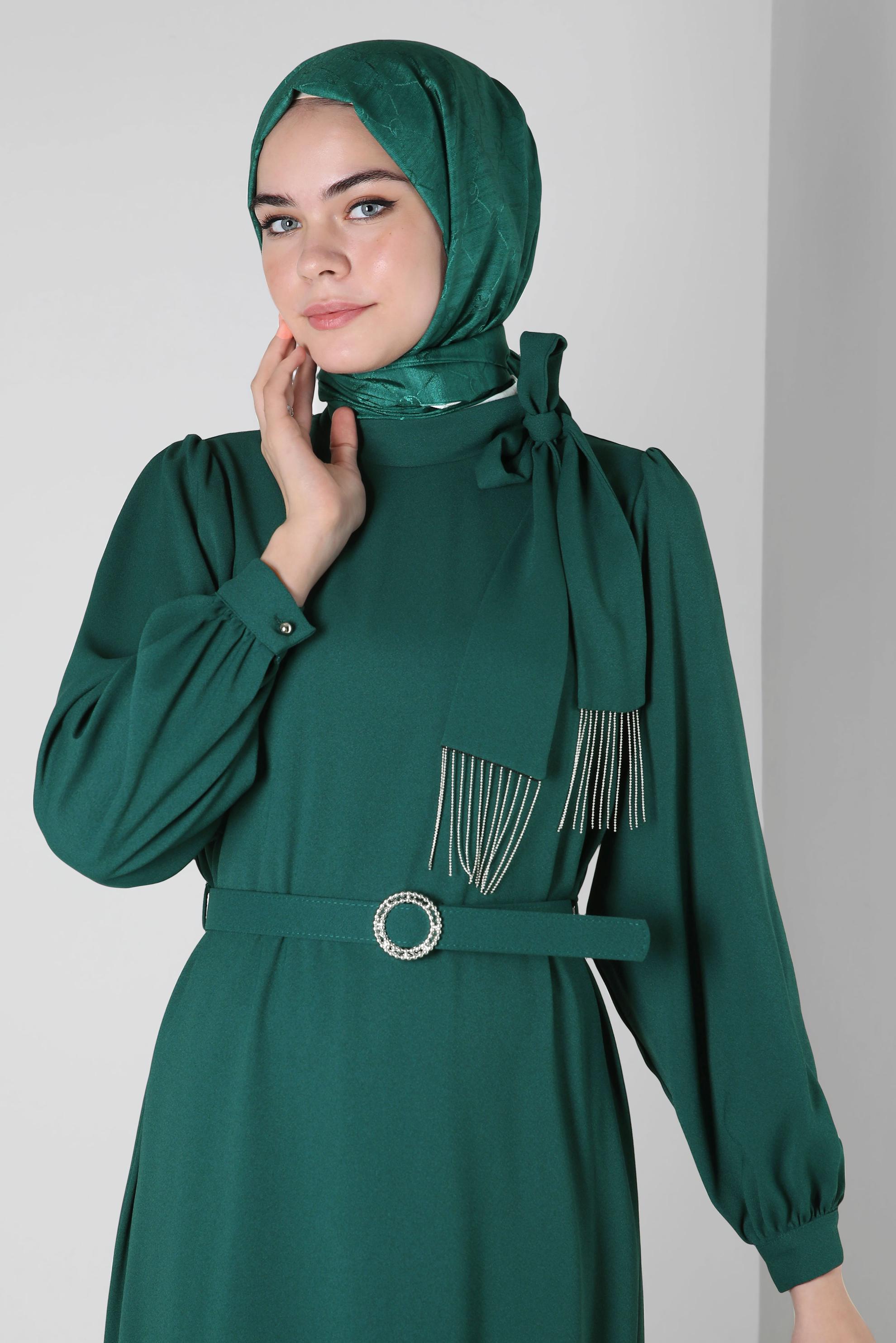 Tesettür giyim YEŞİL ALVİNA MONOGRAM ŞAL 8300